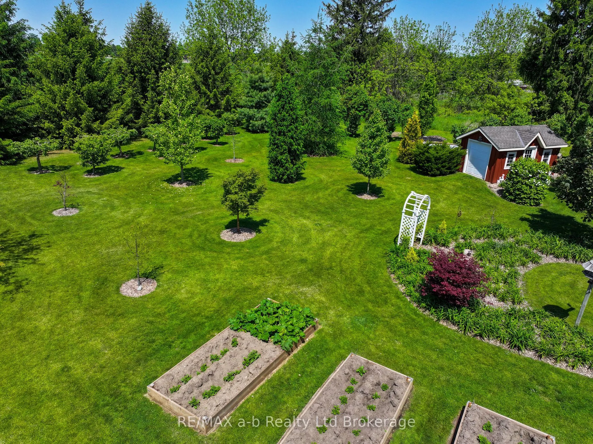 261 Middle Townline Road