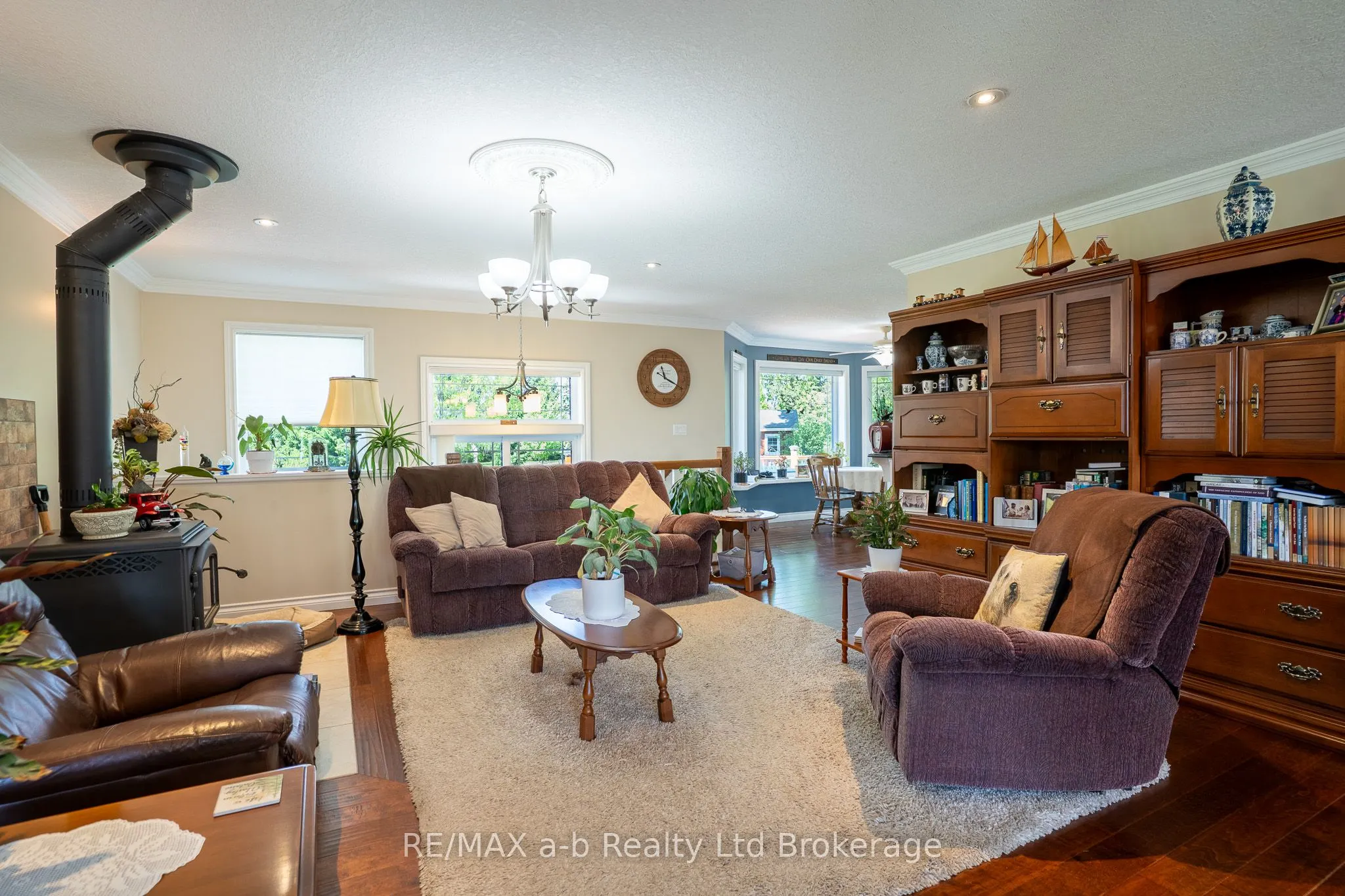 261 Middle Townline Road
