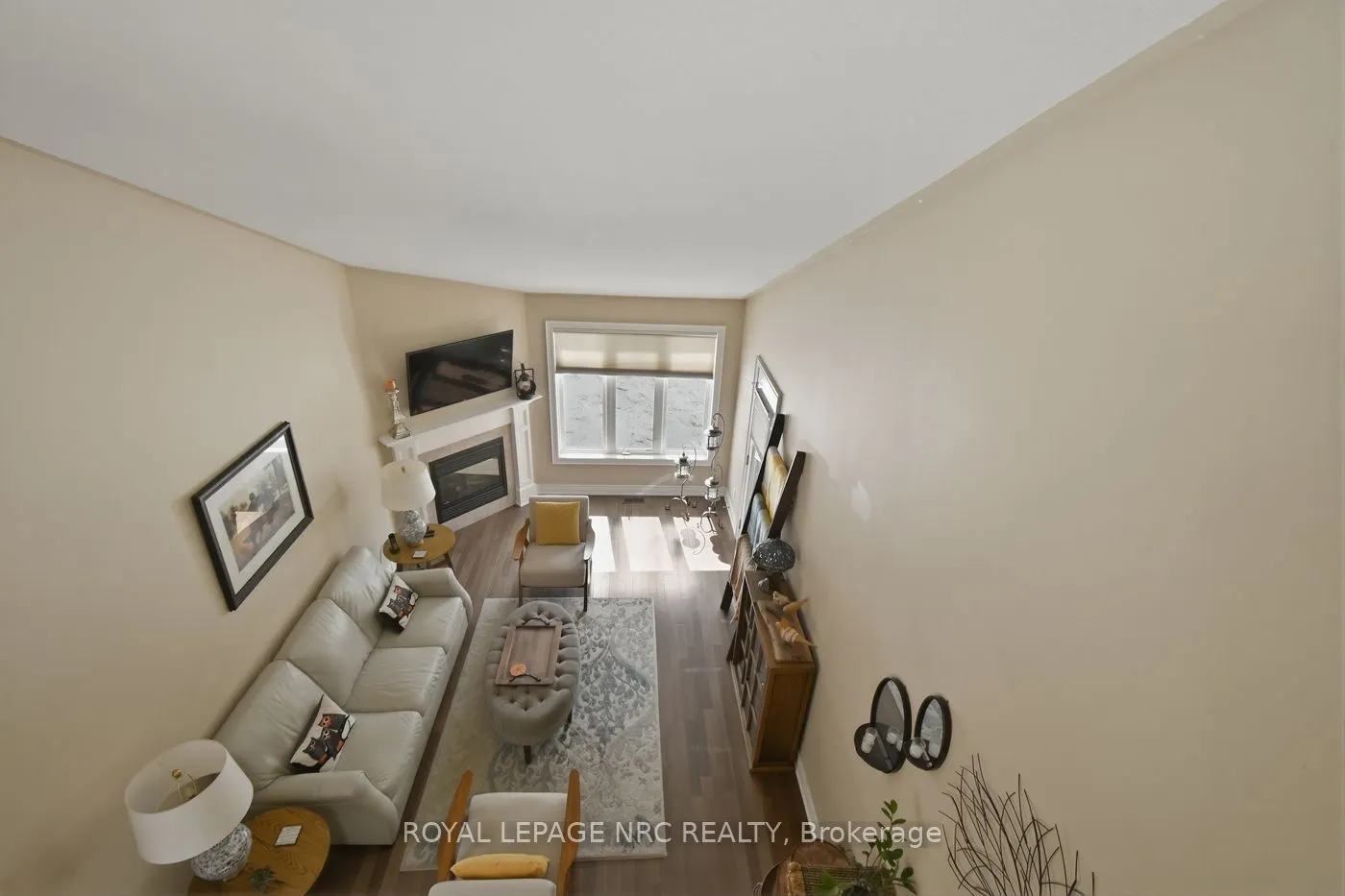 3945 Village Creek Drive