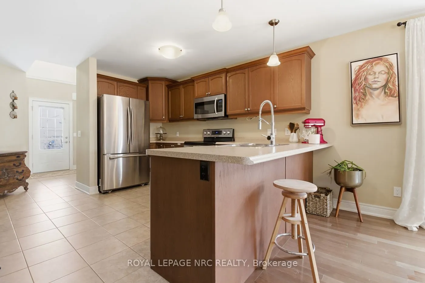 3945 Village Creek Drive