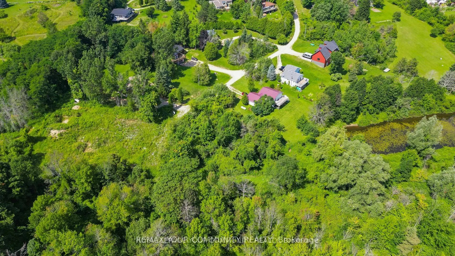 9 Laela Crescent