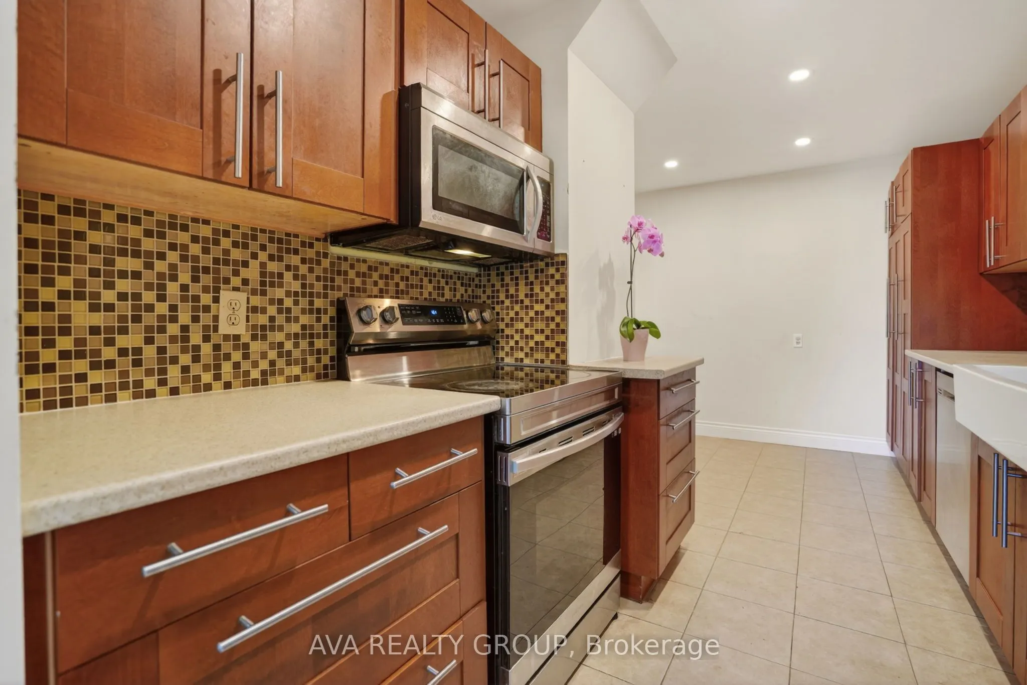 27 Danaher Drive