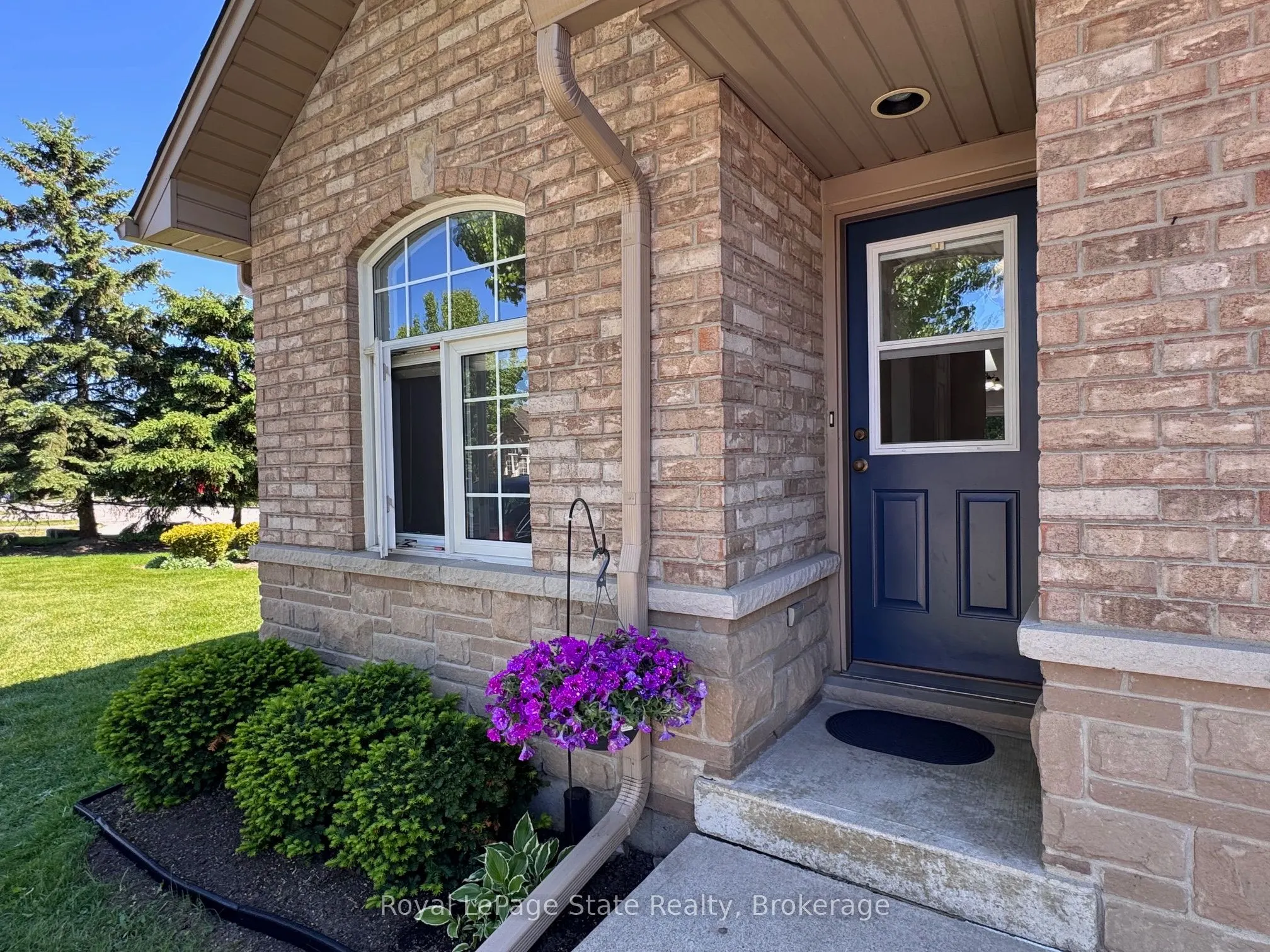 751 Rymal Road W #16