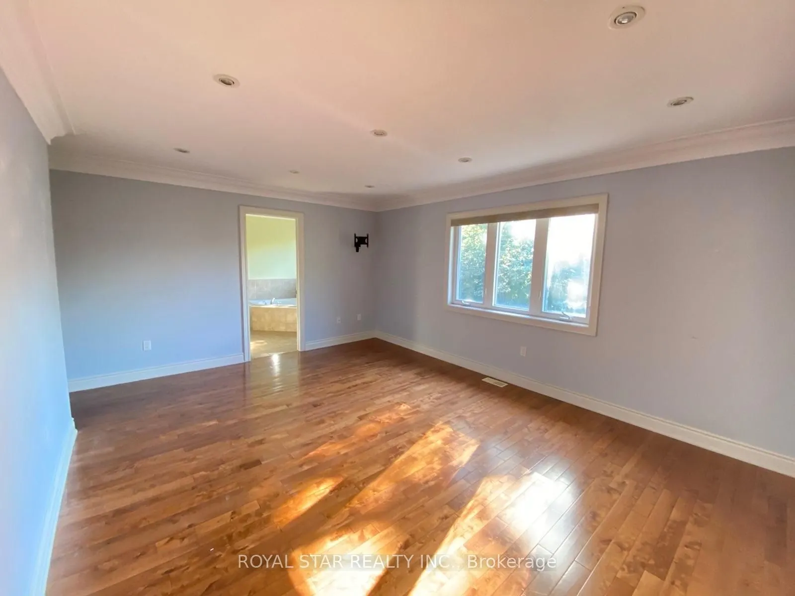 32 Mountwood Avenue