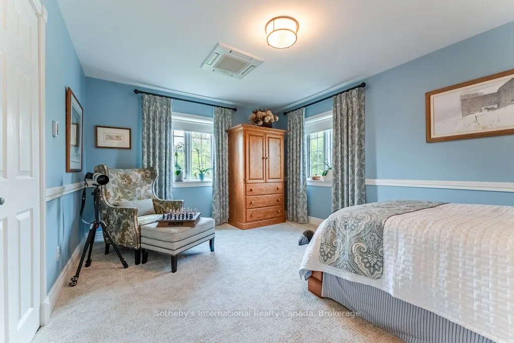 9255 Side Road 27