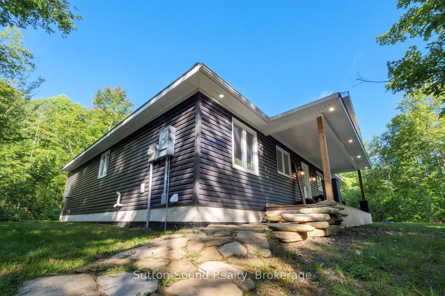 504760 Grey Road 1