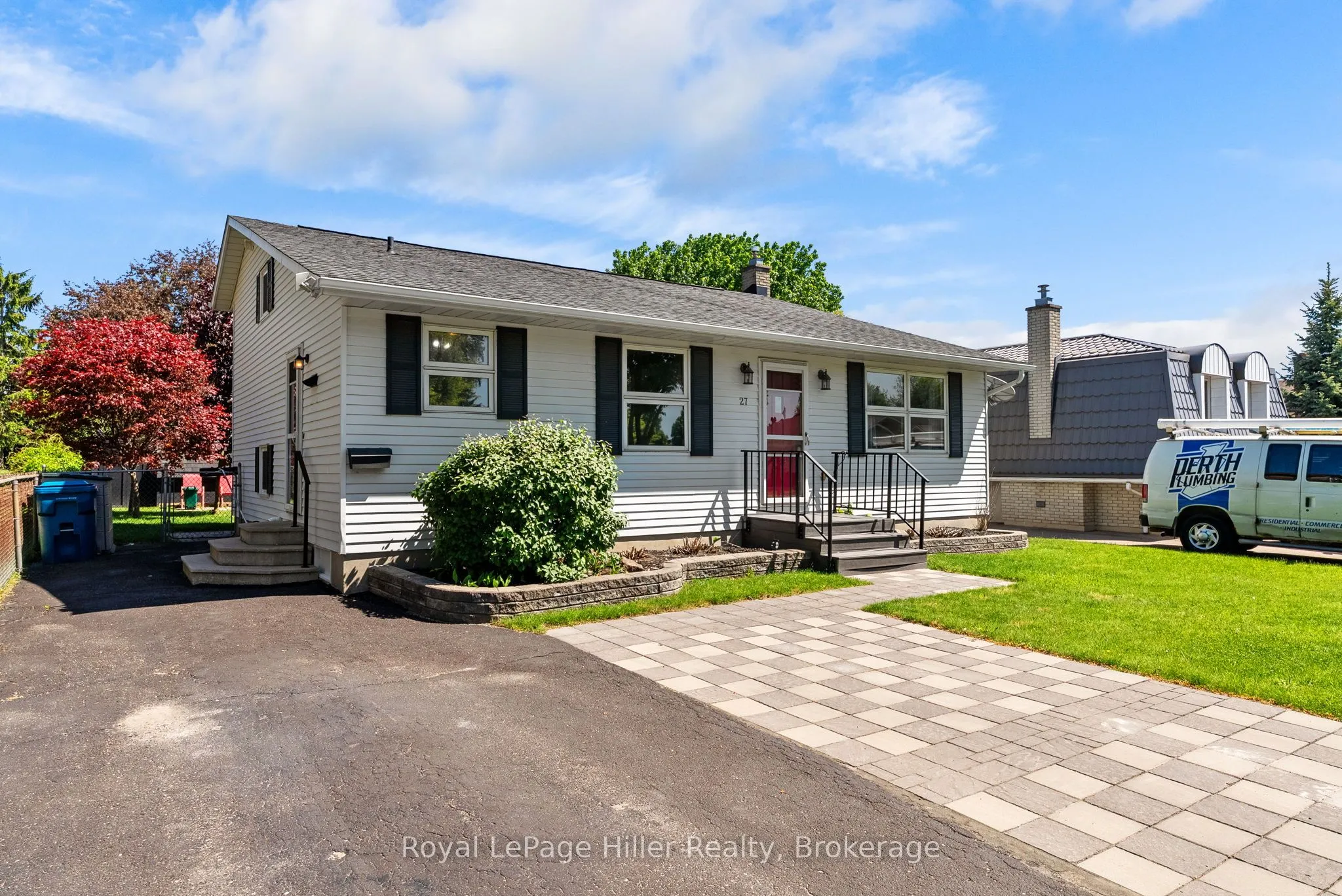 27 Greenwood Drive