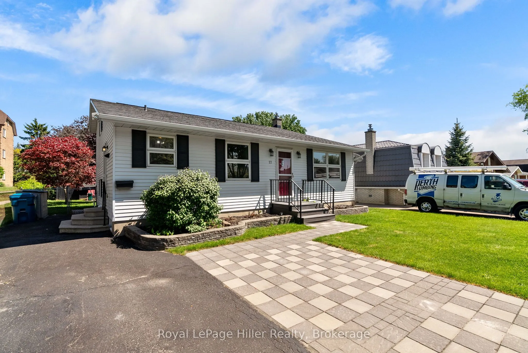 27 Greenwood Drive
