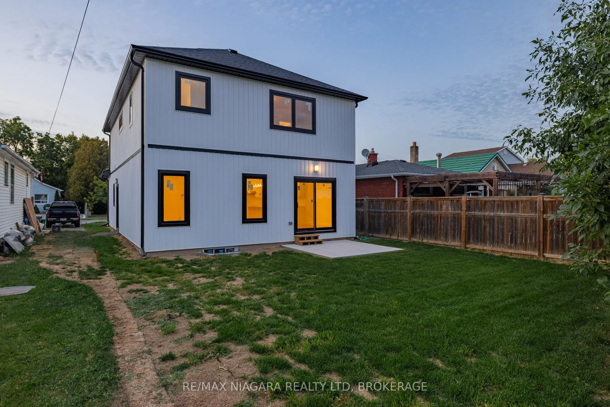 185A Rykert Street