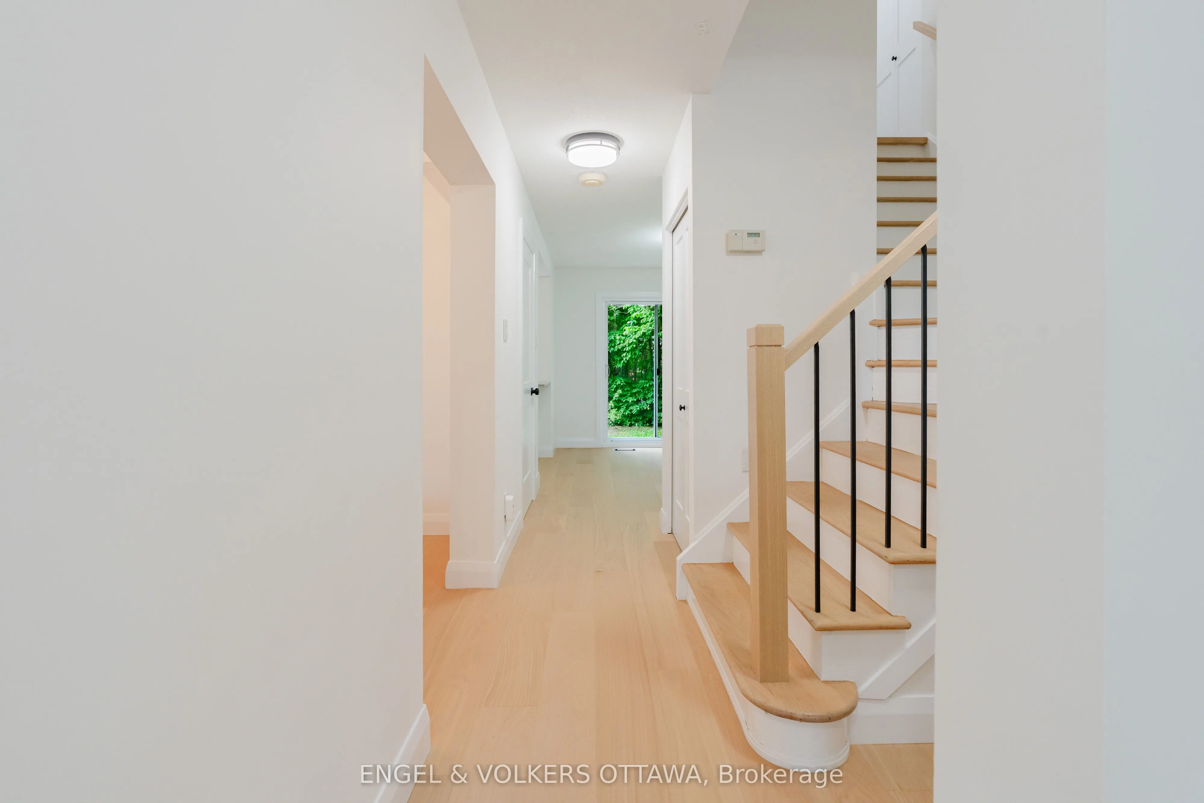 825 De Salaberry Street