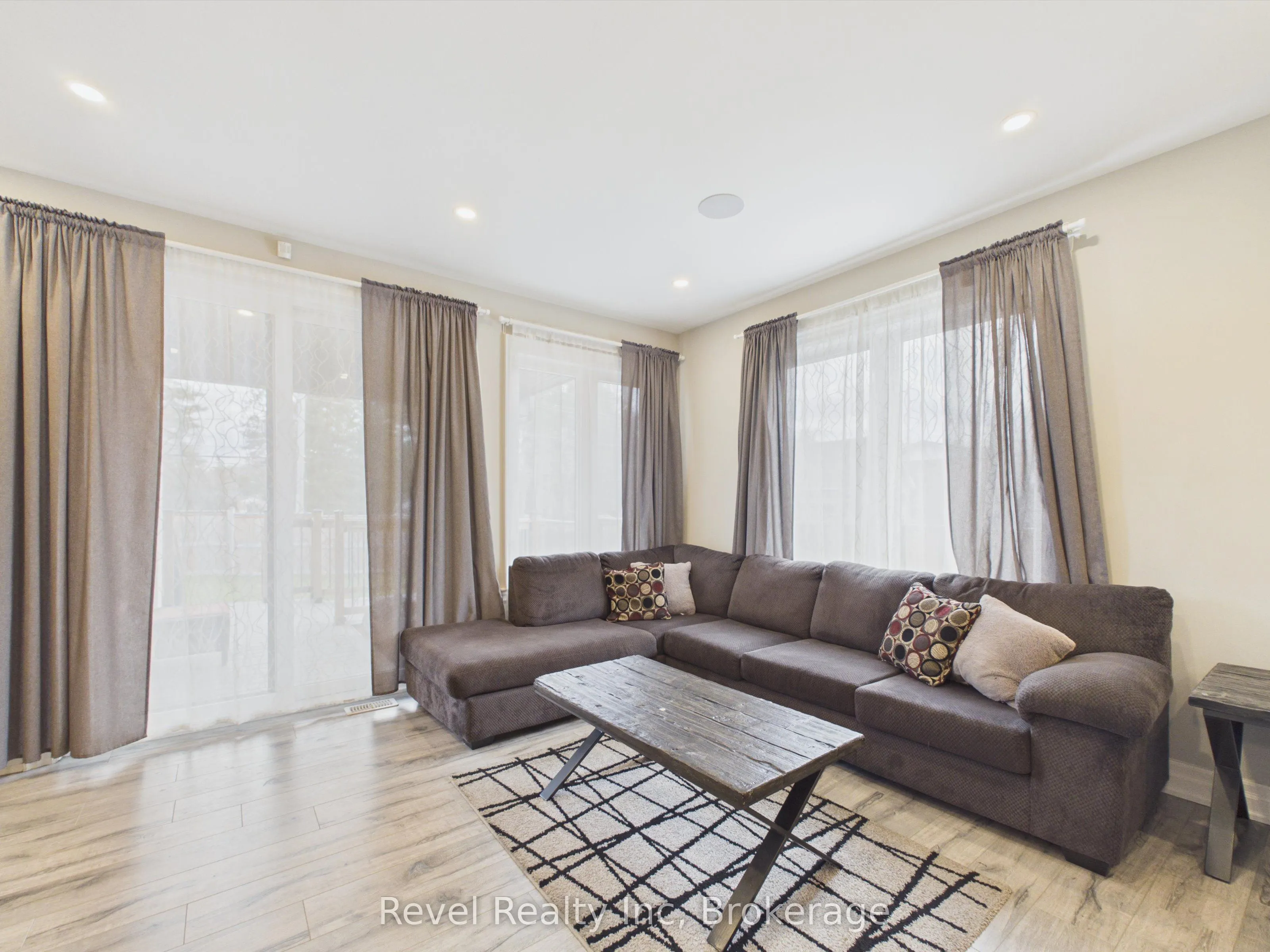 181 Anglo Street