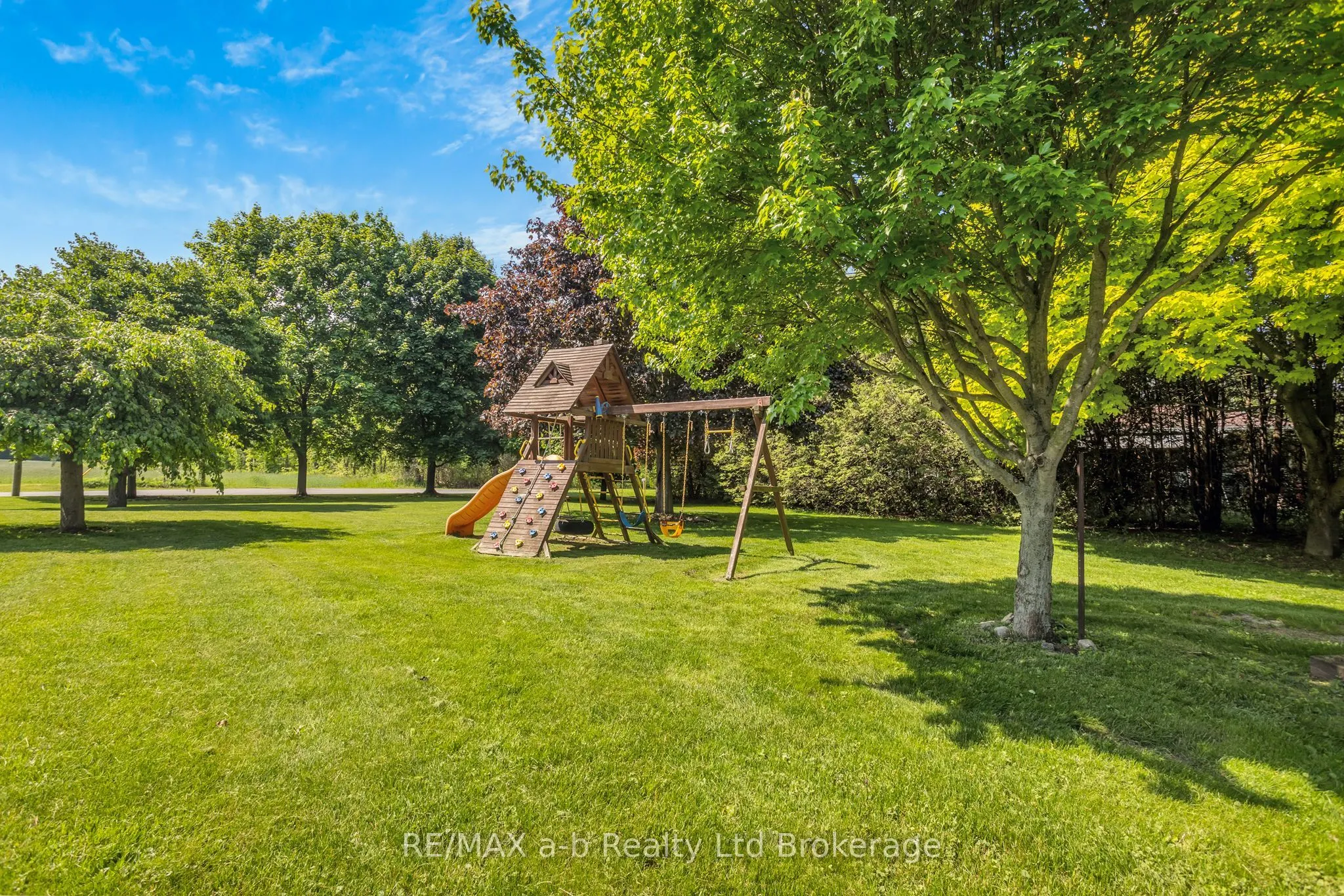 1813 Norfolk County 19 Road W