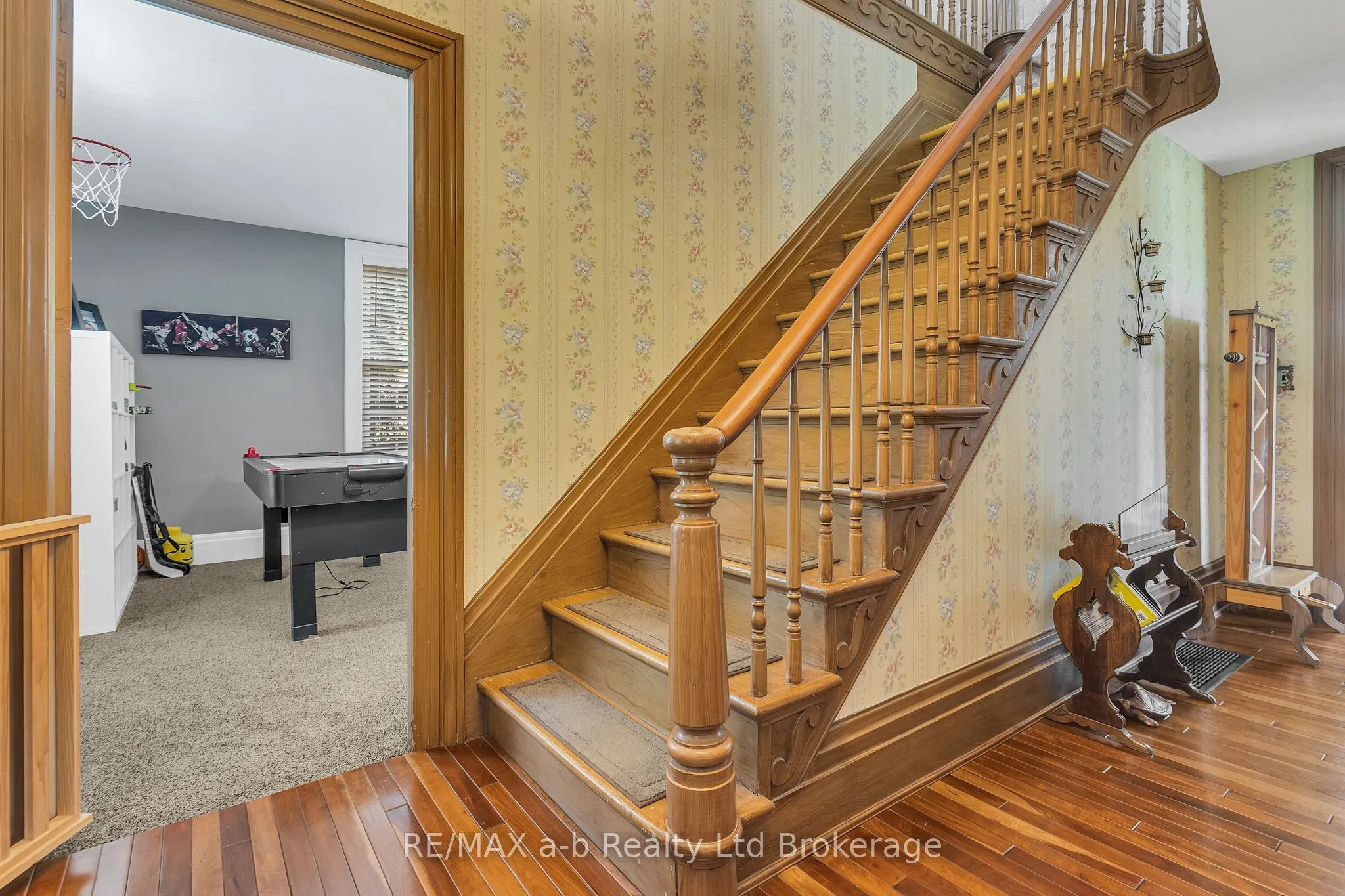 1813 Norfolk County 19 Road W
