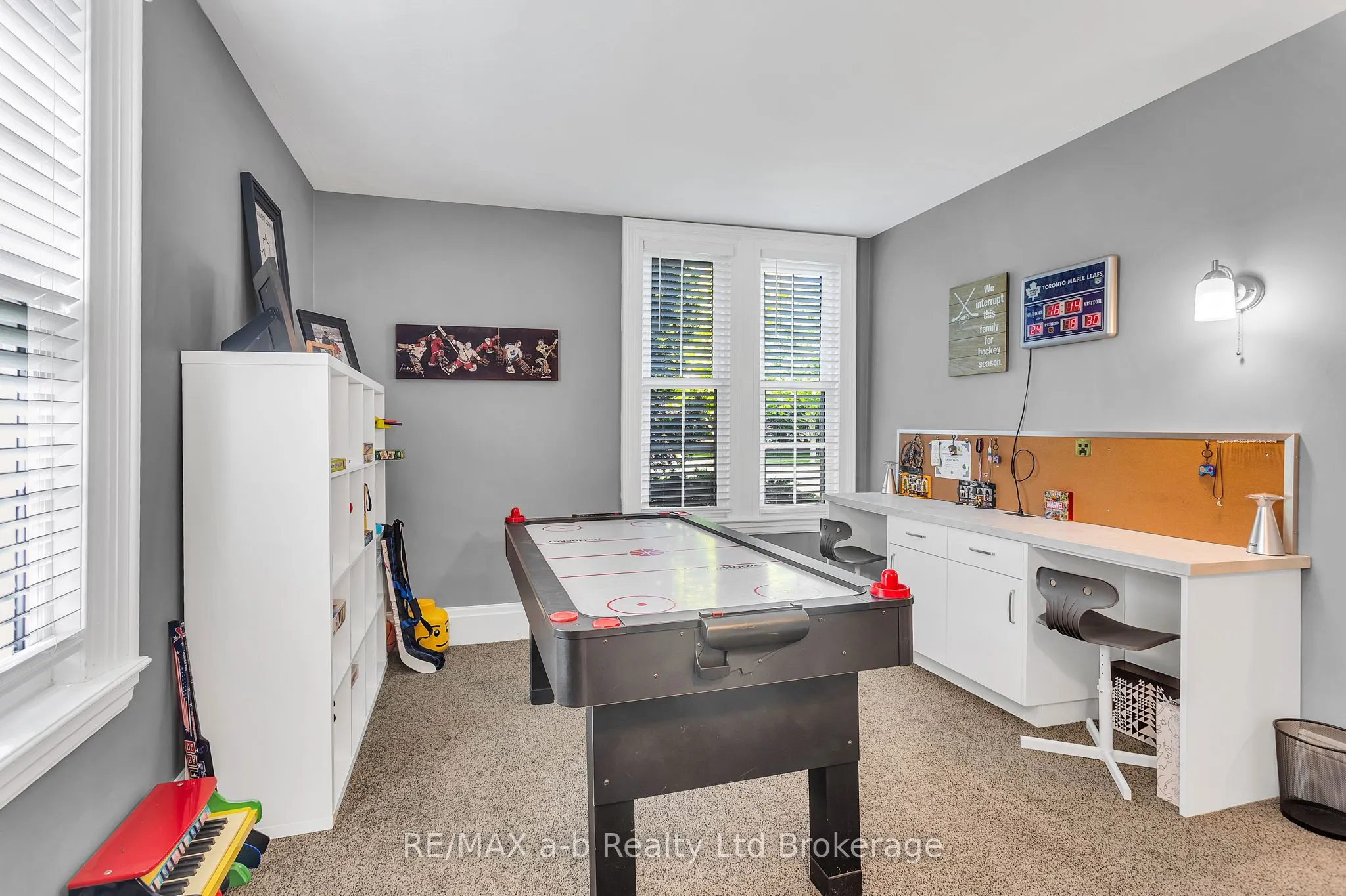 1813 Norfolk County 19 Road W