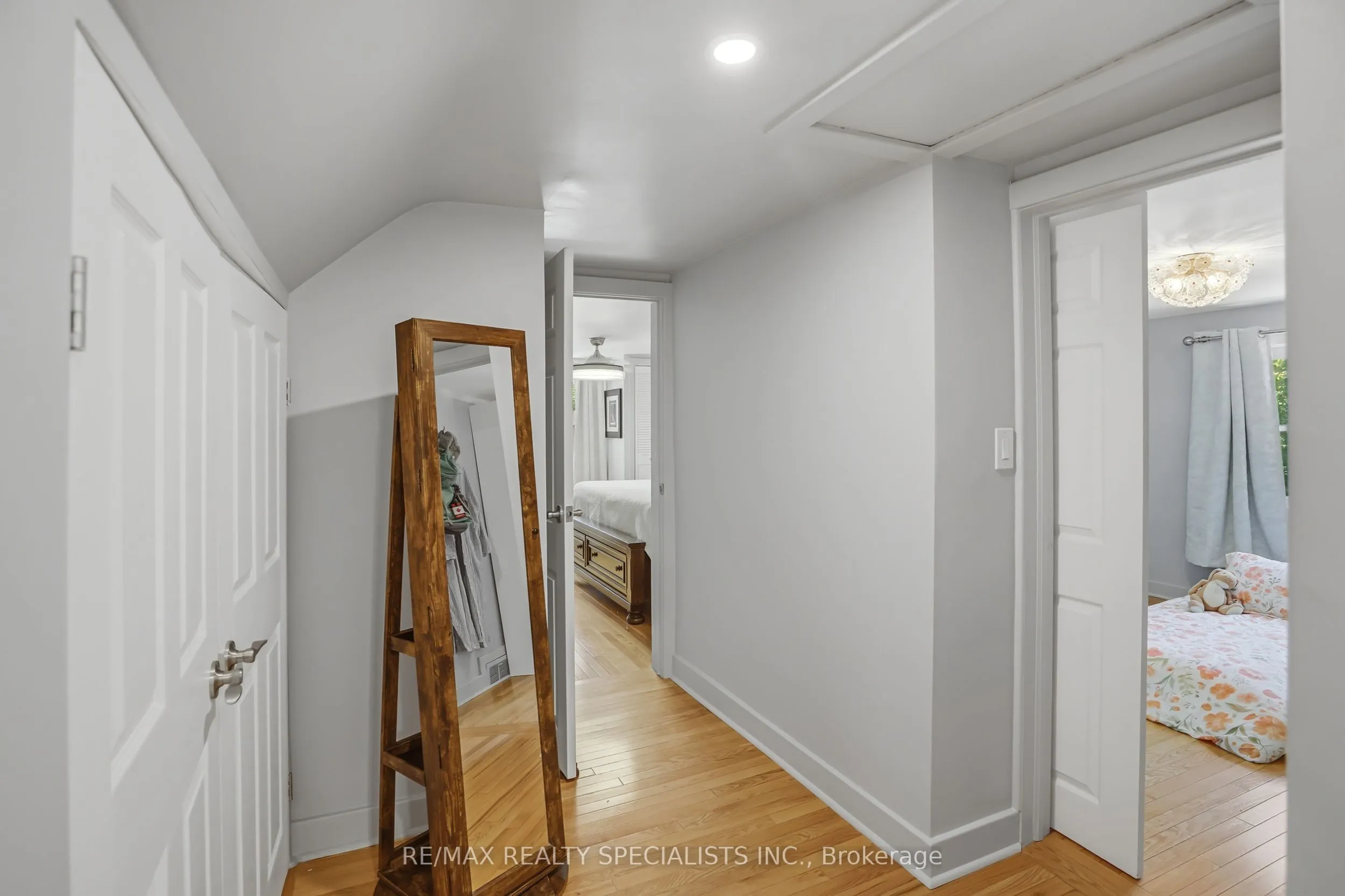 11 Kingsway Boulevard