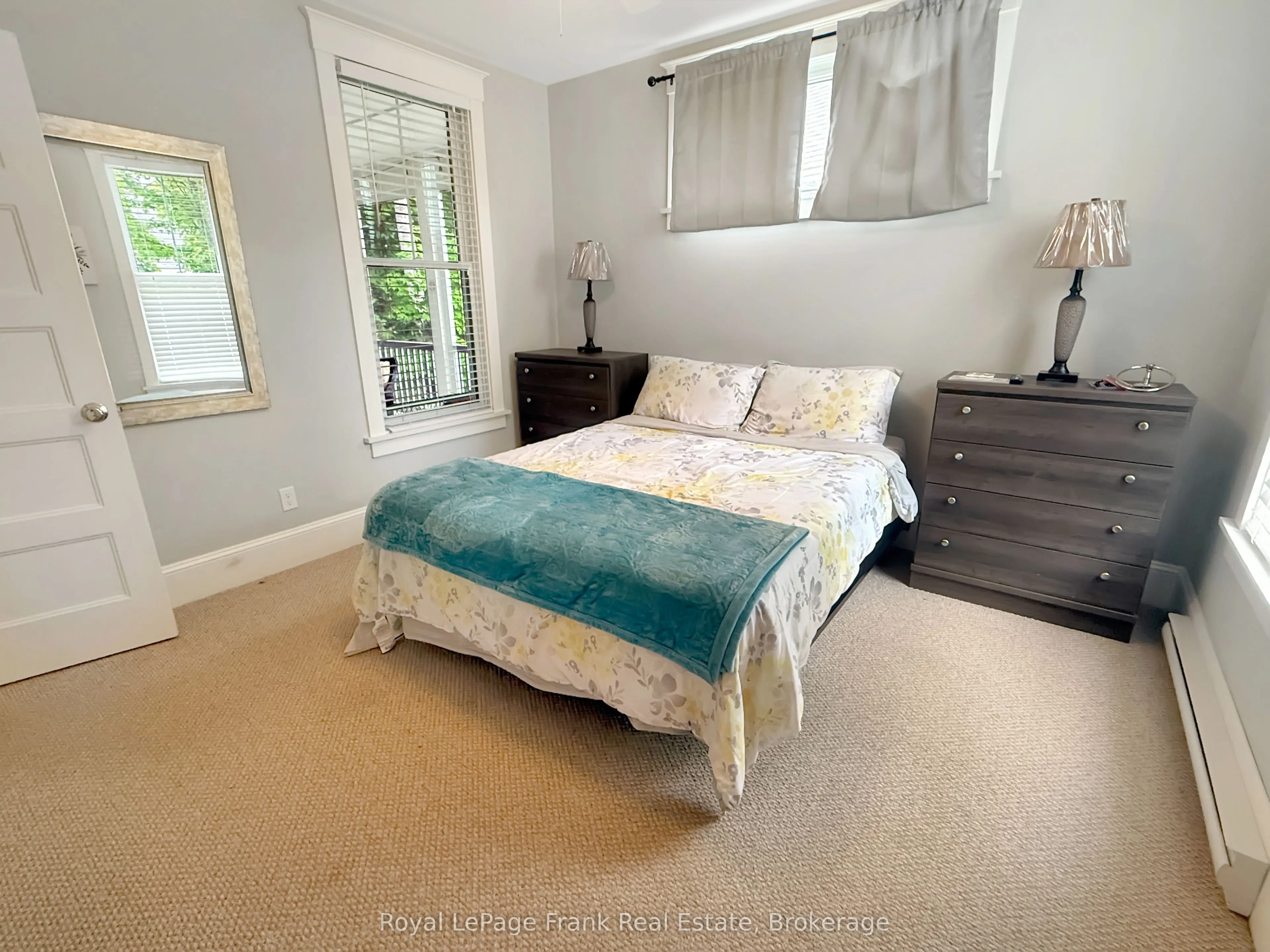 50 Hollow Lane #209