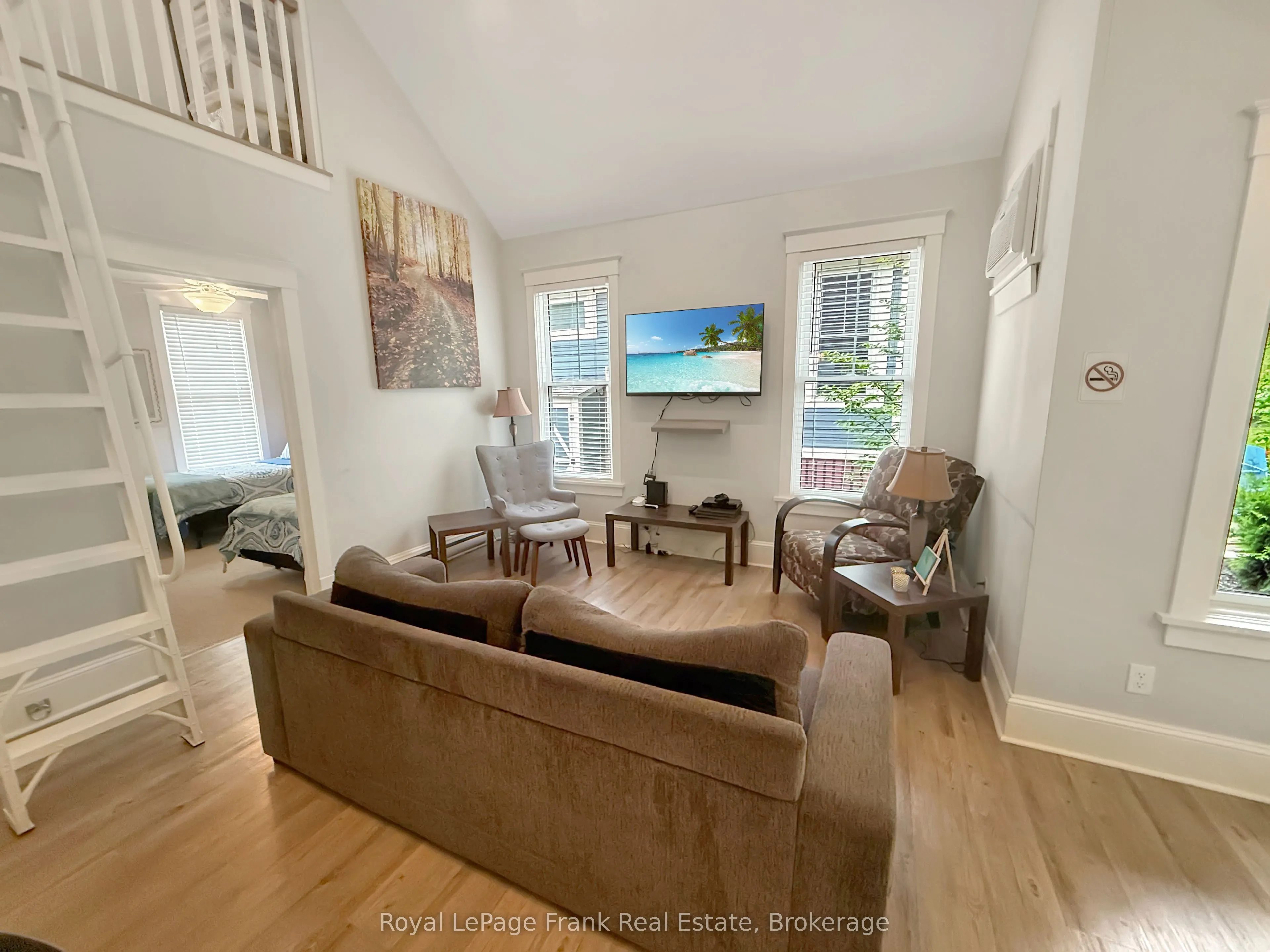 50 Hollow Lane #209