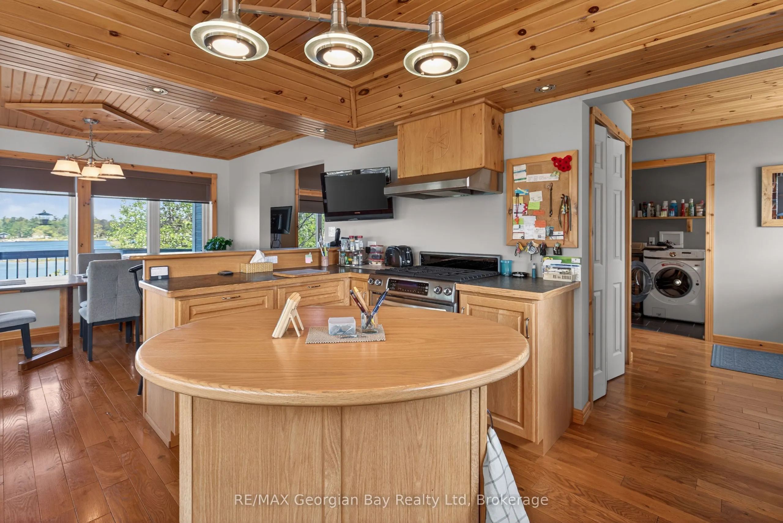 185 Picnic Island Road