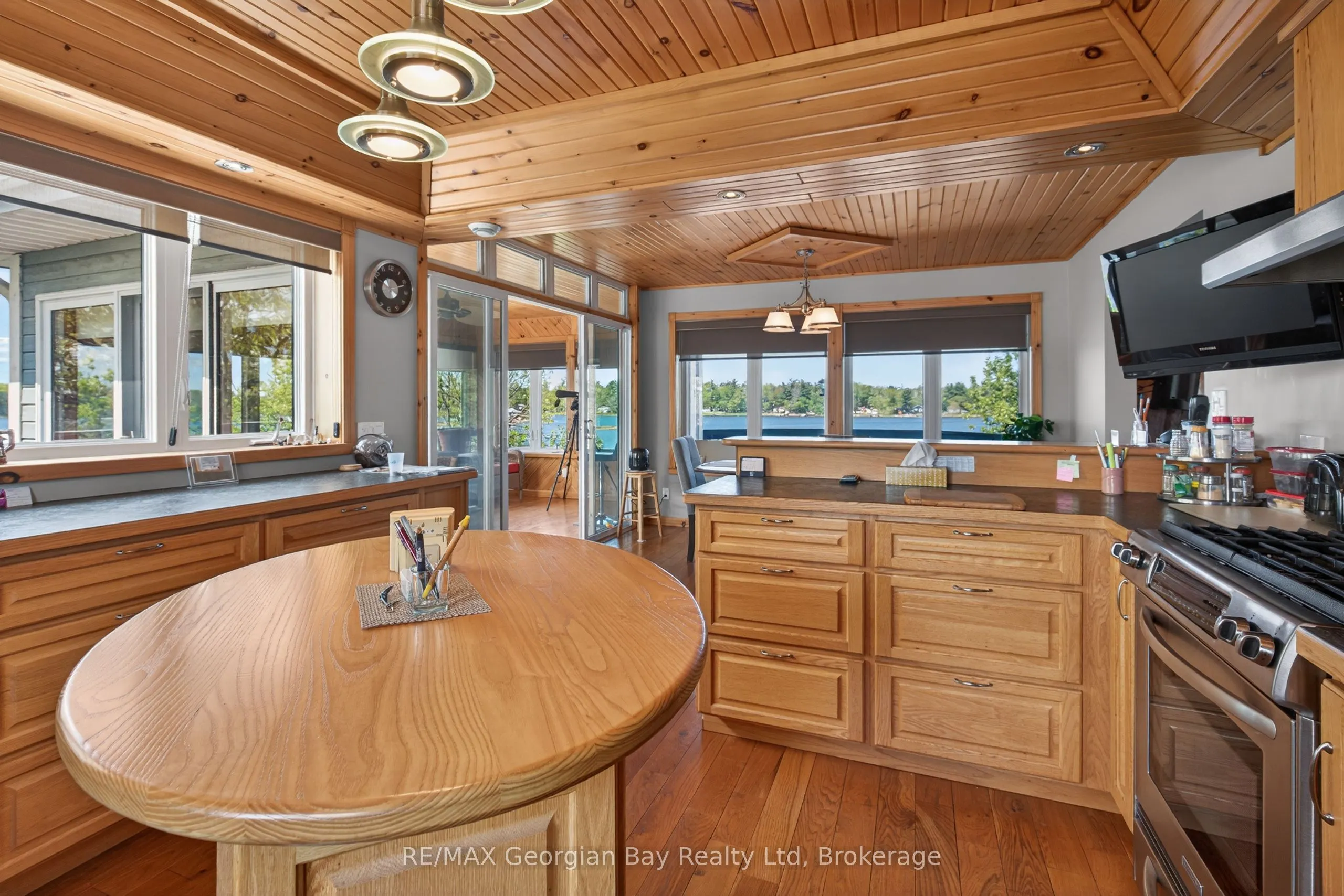 185 Picnic Island Road