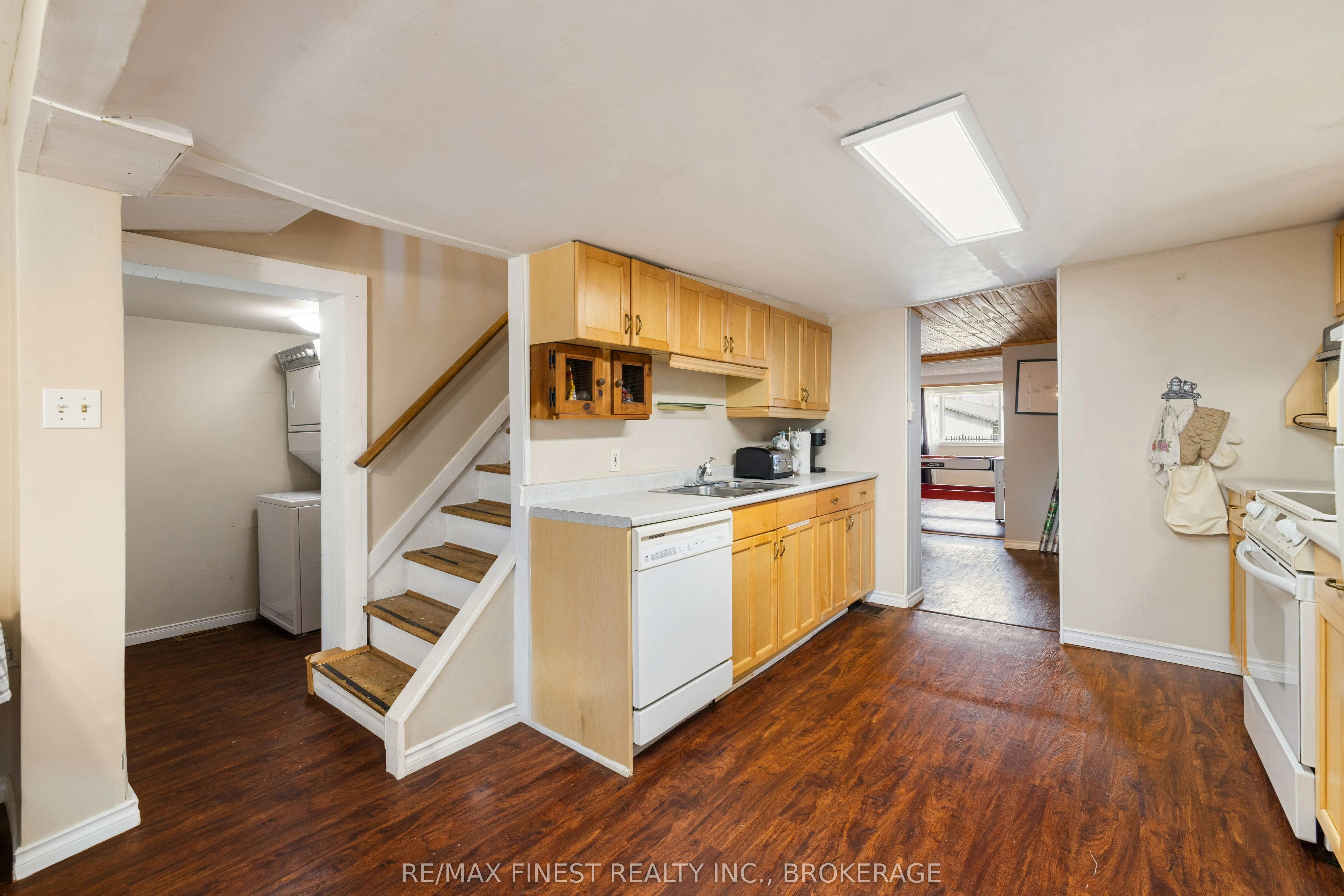 356 York Street