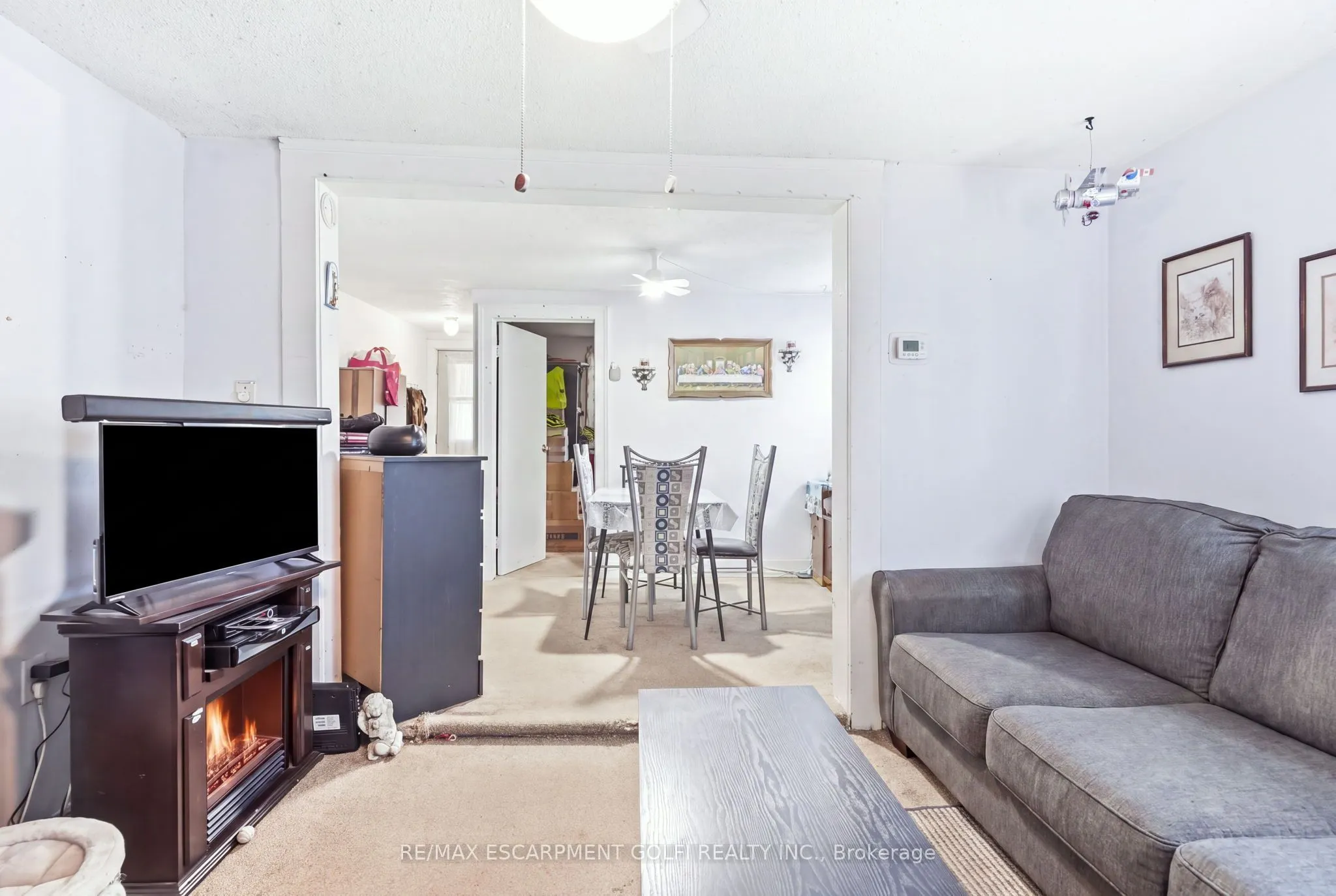 56 Welland Avenue