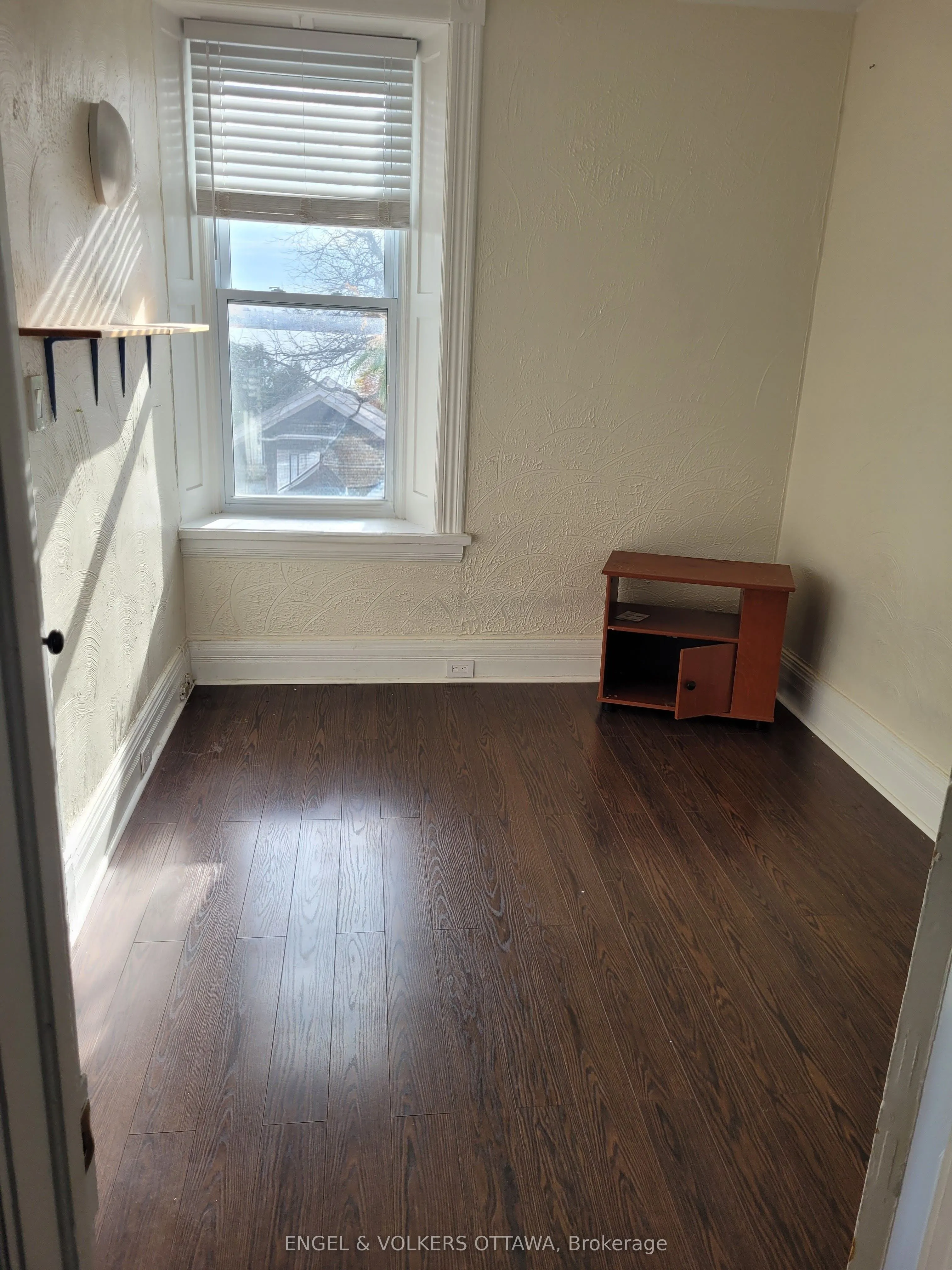 716 King Street W