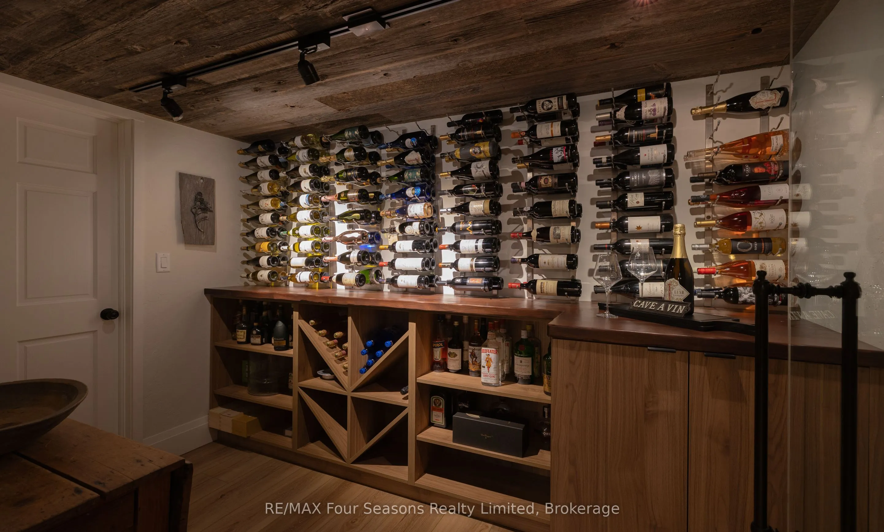 108 George Mcrae Road W