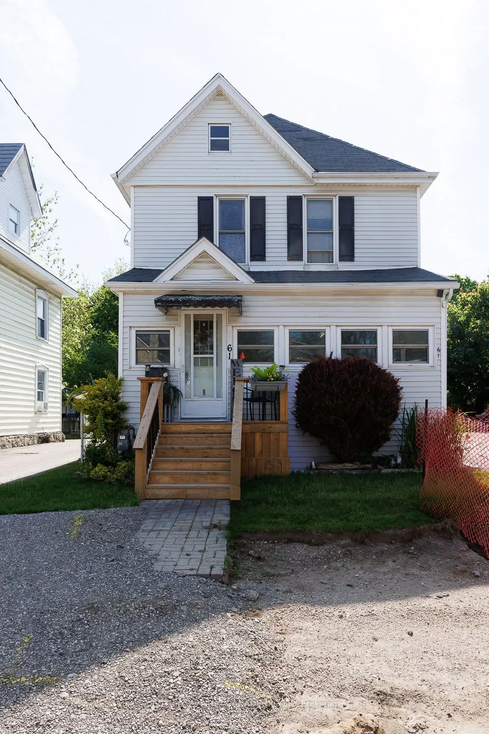 61 Alma Street
