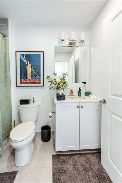 19B West Street N #301