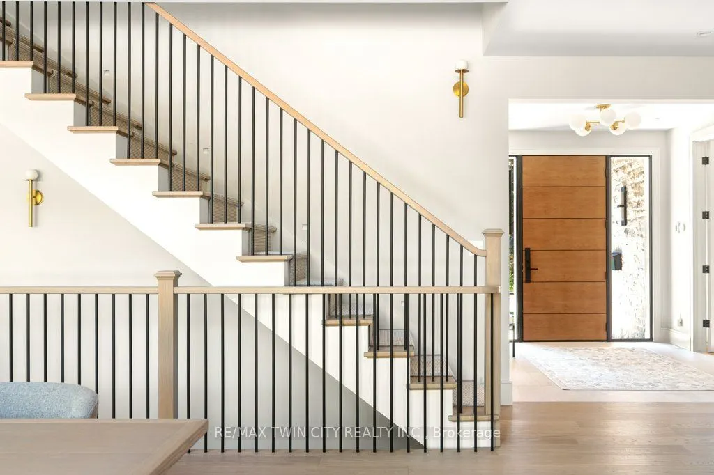 26 Golfview Place