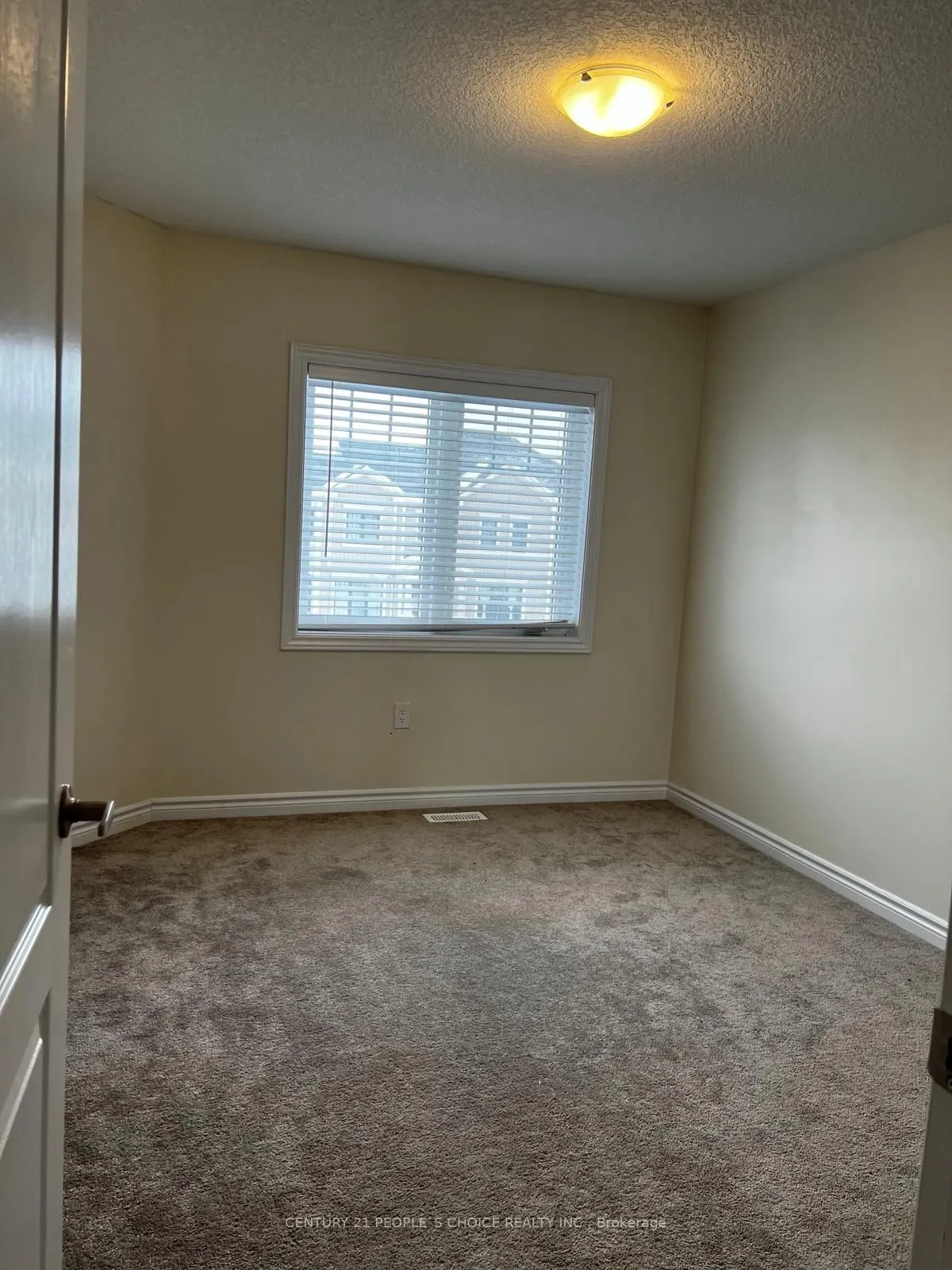 216 Explorer Way