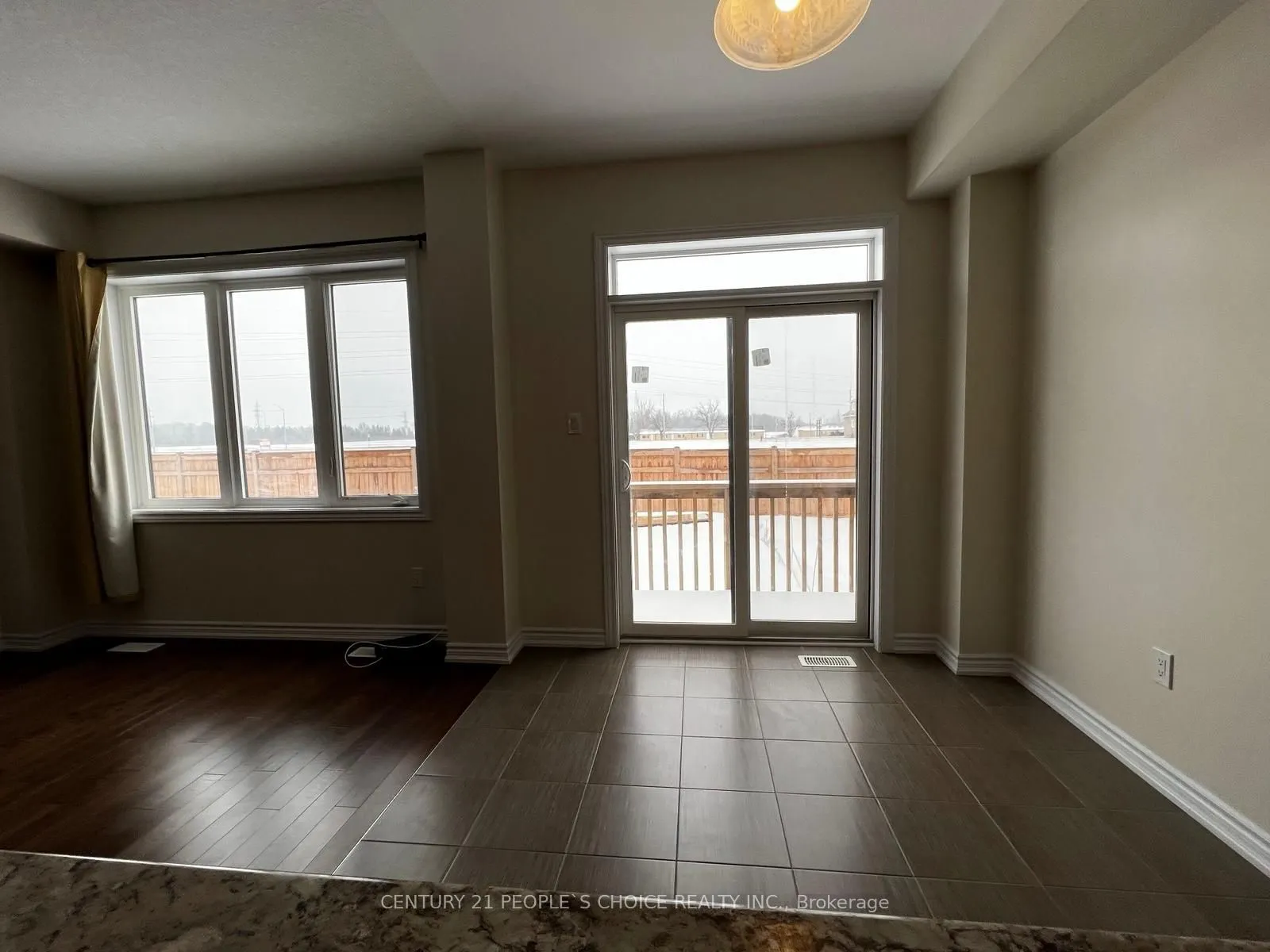 216 Explorer Way