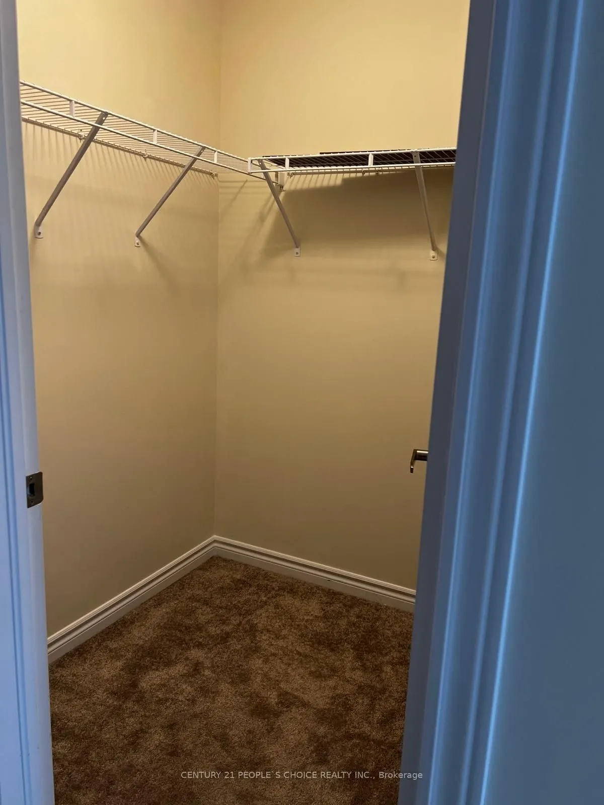 216 Explorer Way