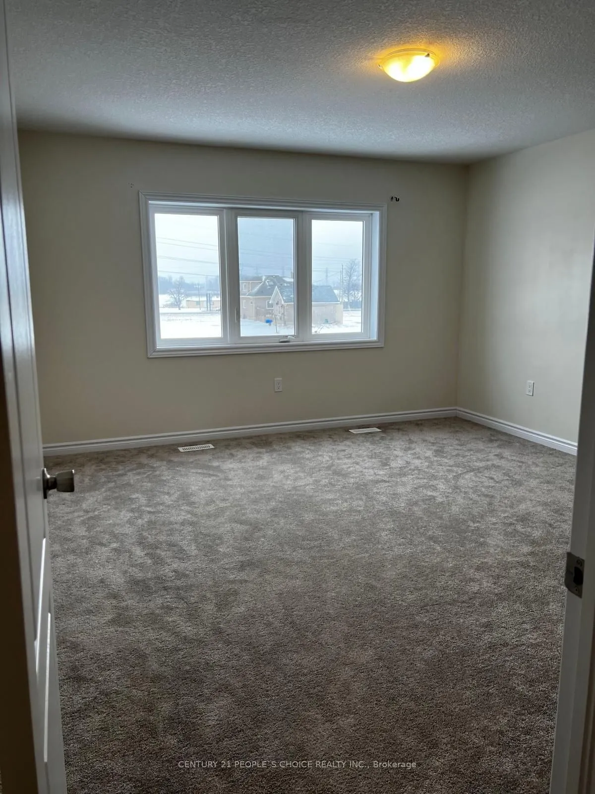 216 Explorer Way