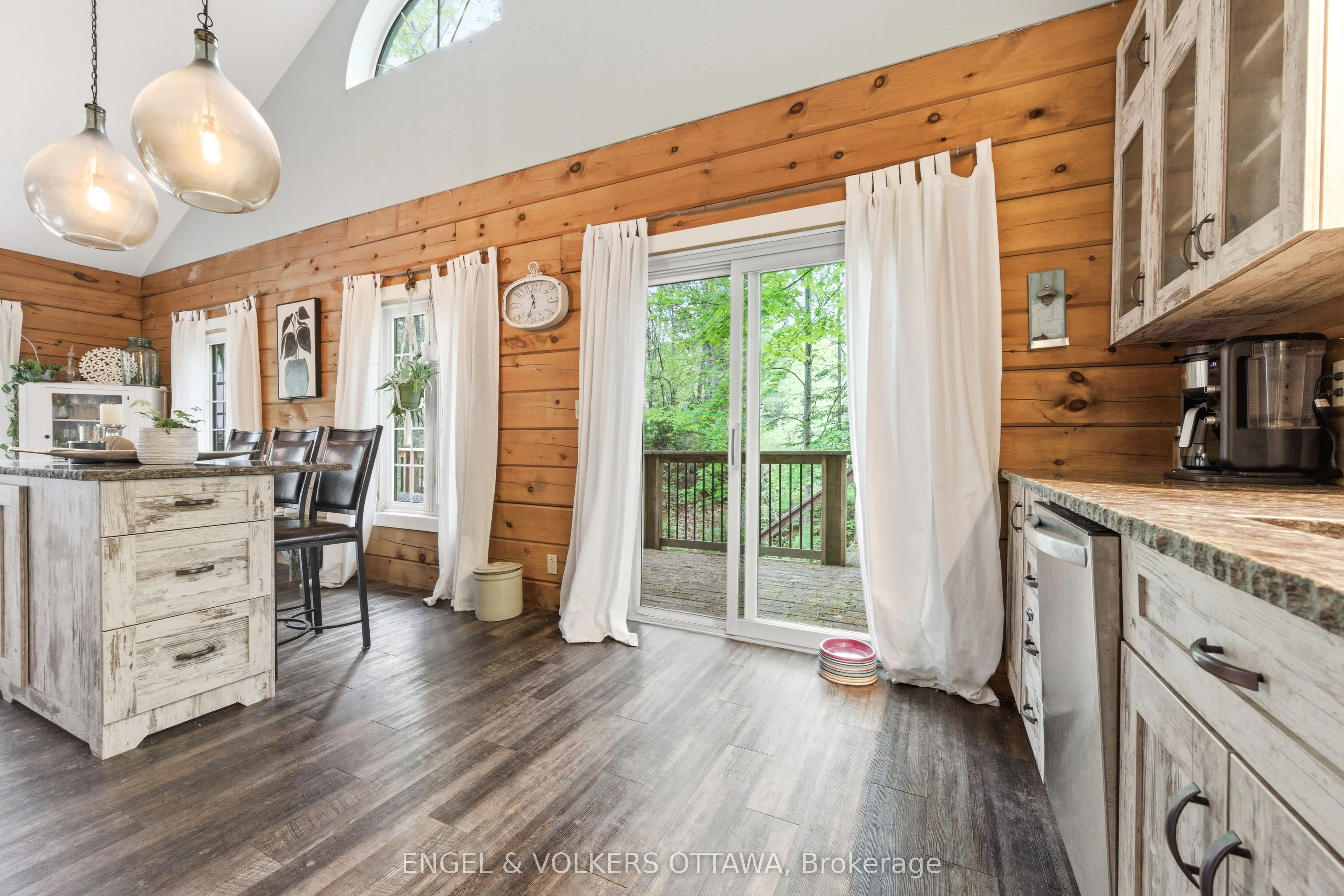 176 Little Bay Lane