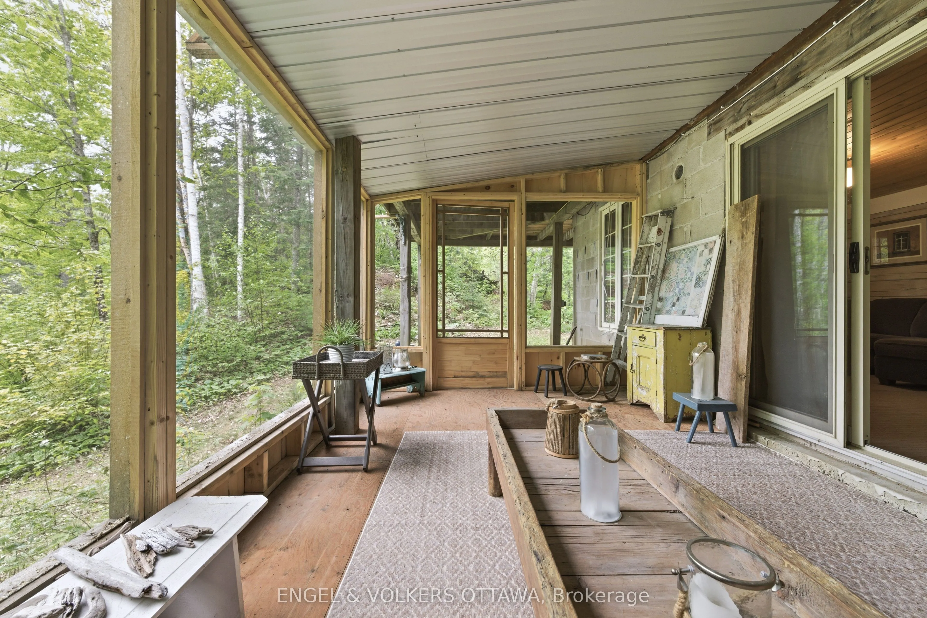 176 Little Bay Lane