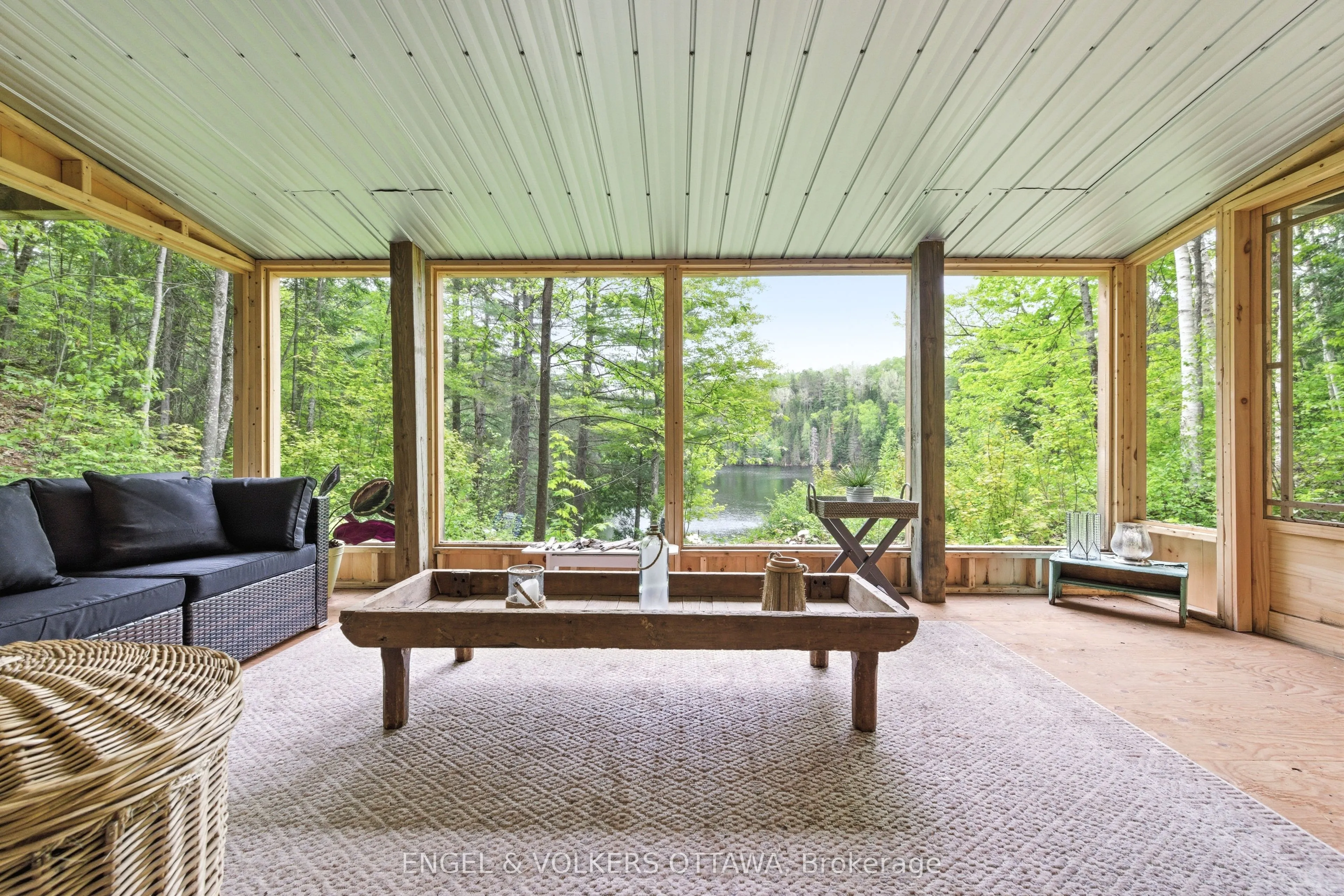 176 Little Bay Lane