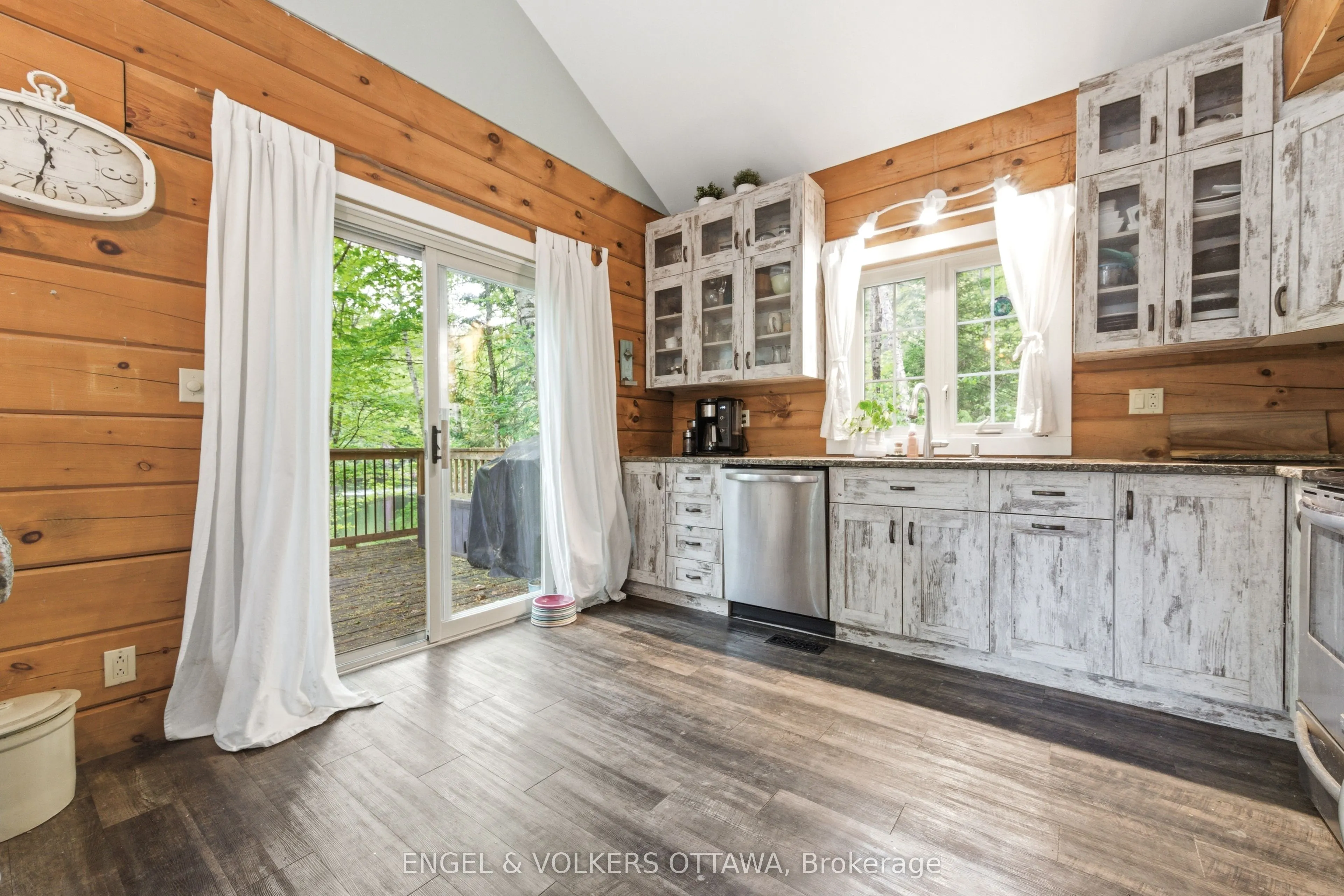 176 Little Bay Lane