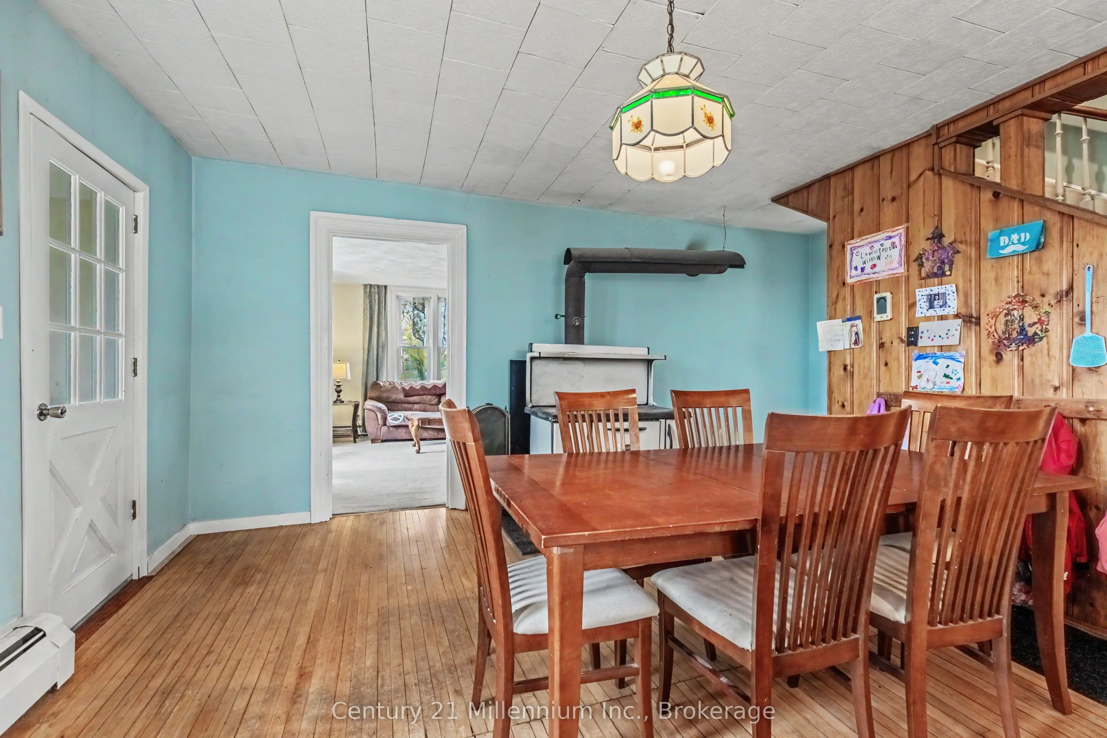 4758 Bruce 3 Road