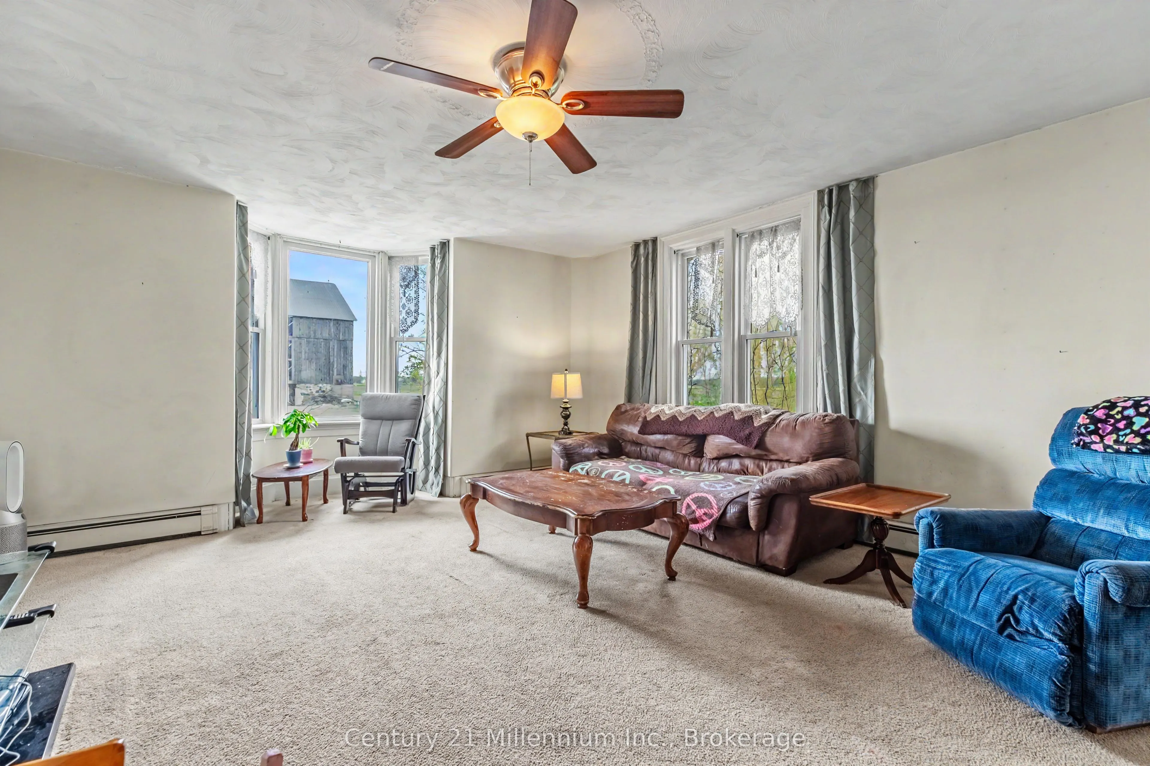 4758 Bruce 3 Road