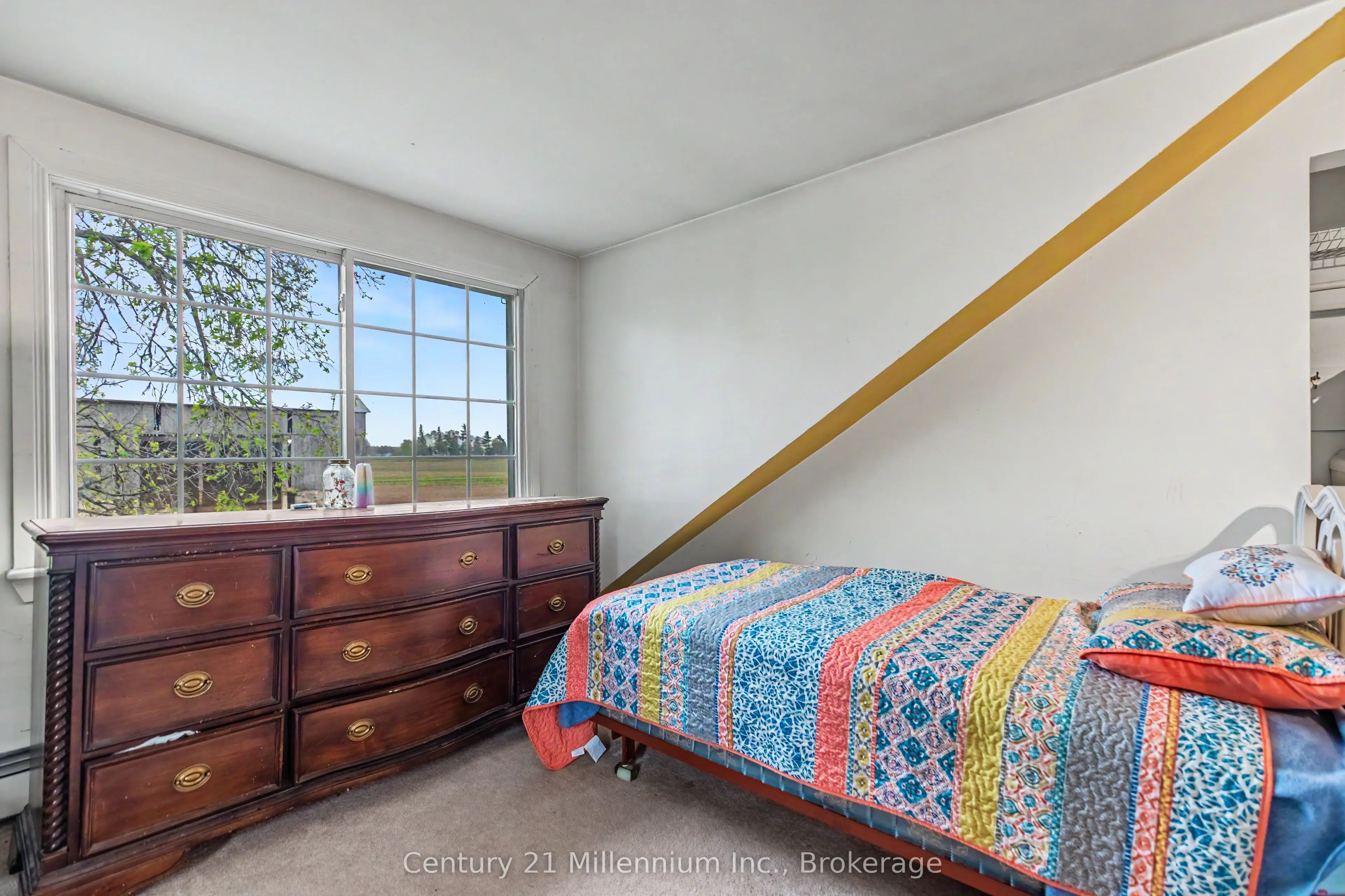 4758 Bruce 3 Road
