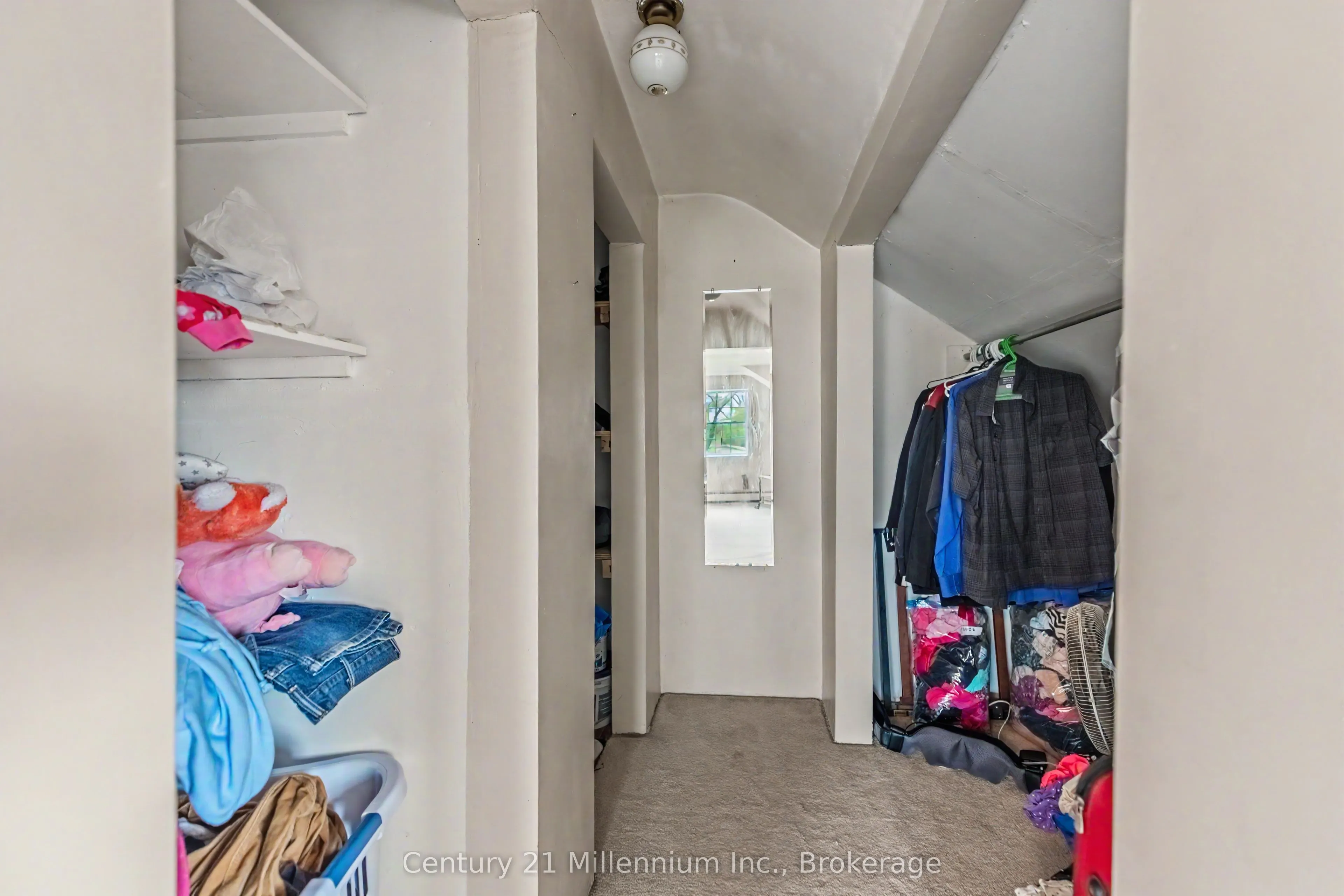 4758 Bruce 3 Road