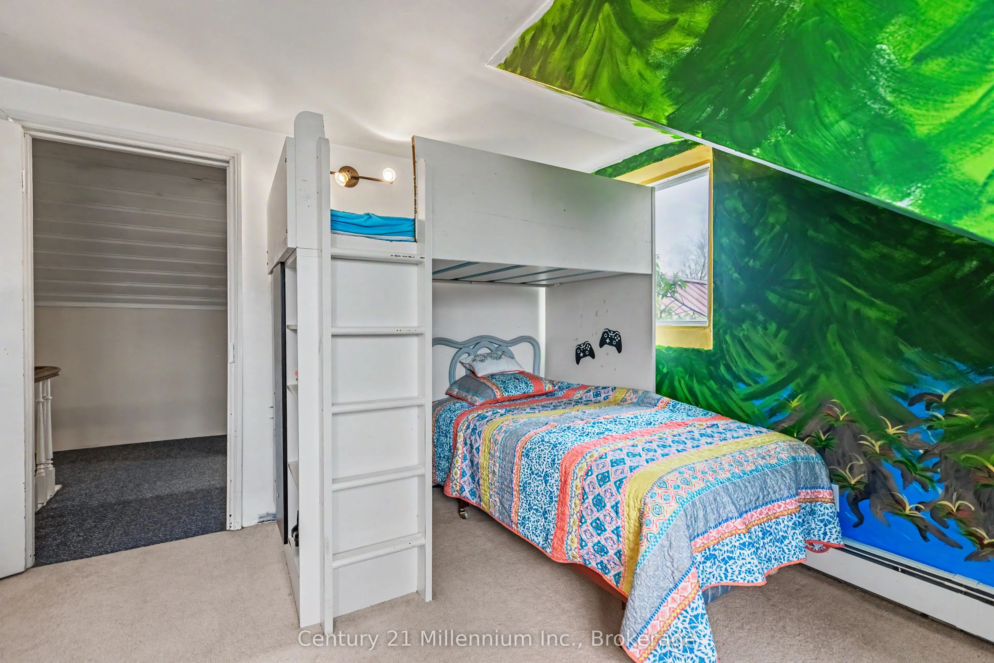 4758 Bruce 3 Road