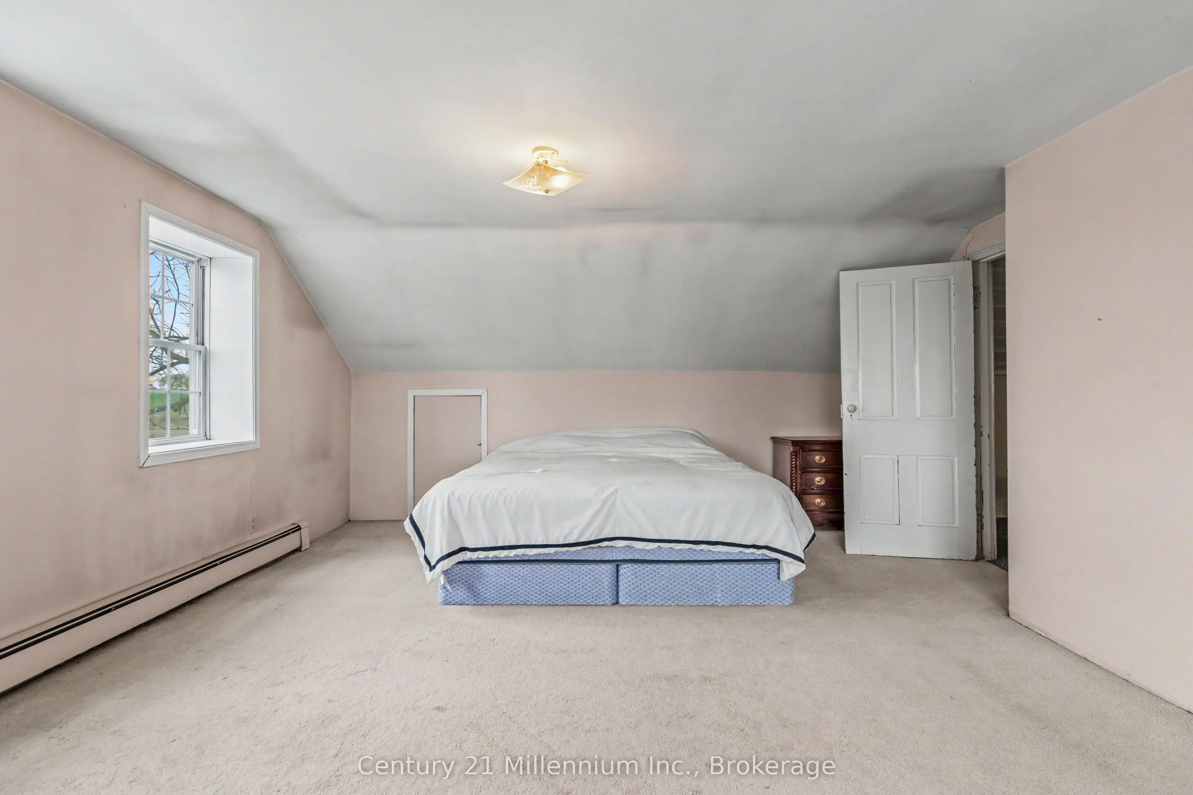 4758 Bruce 3 Road