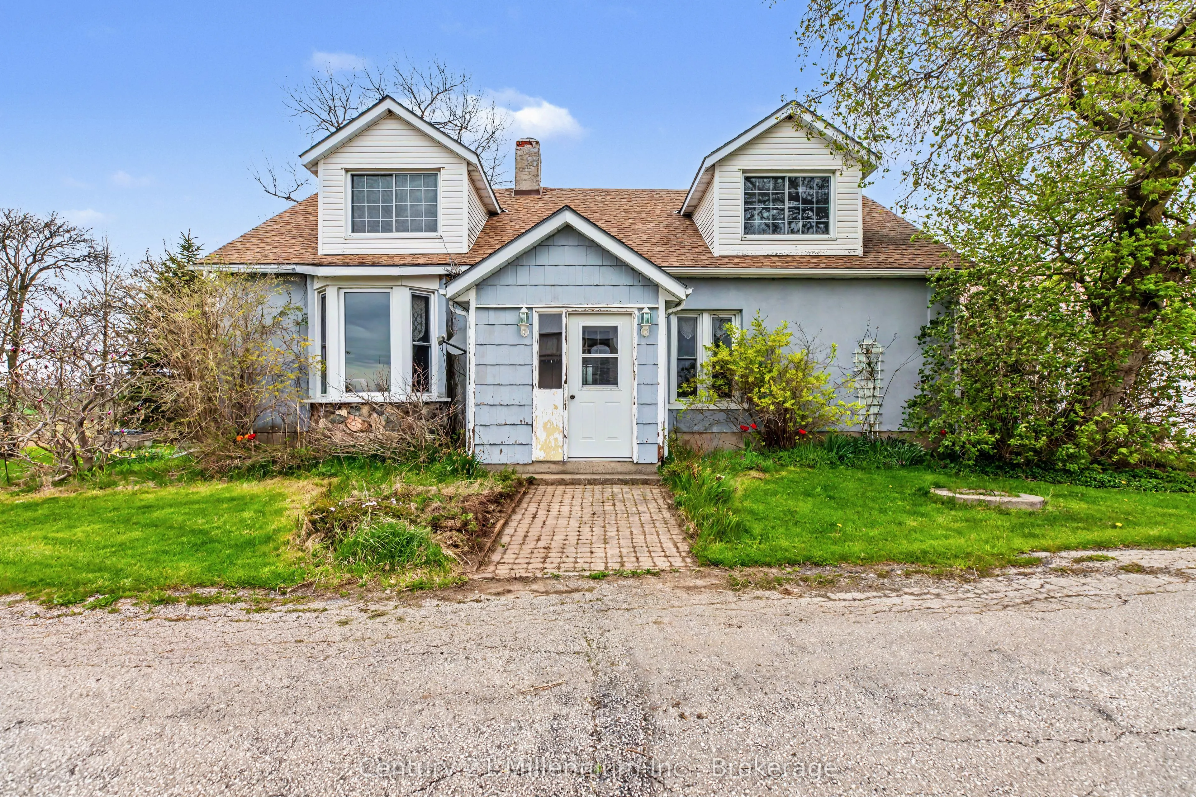 4758 Bruce 3 Road
