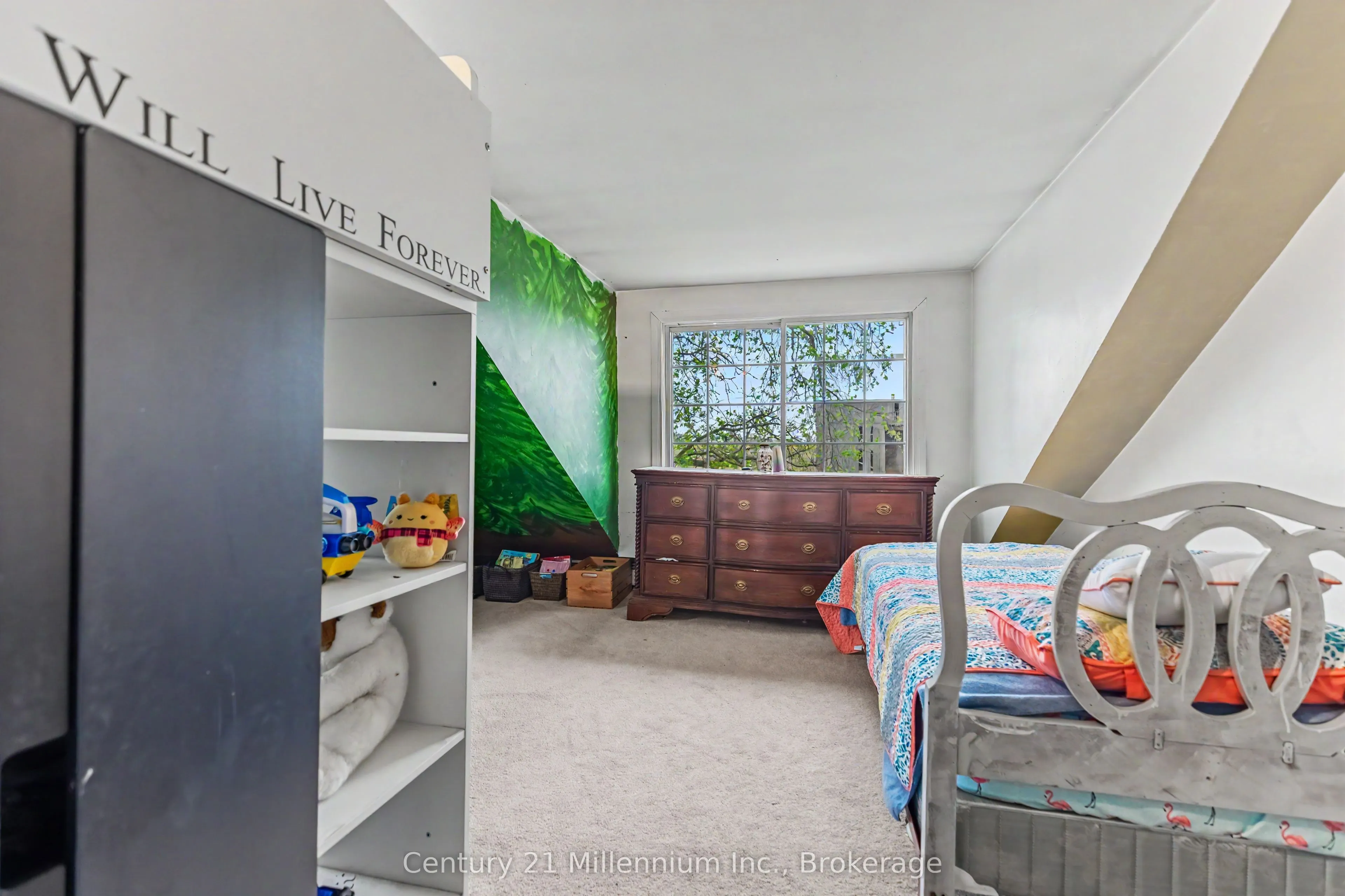 4758 Bruce 3 Road