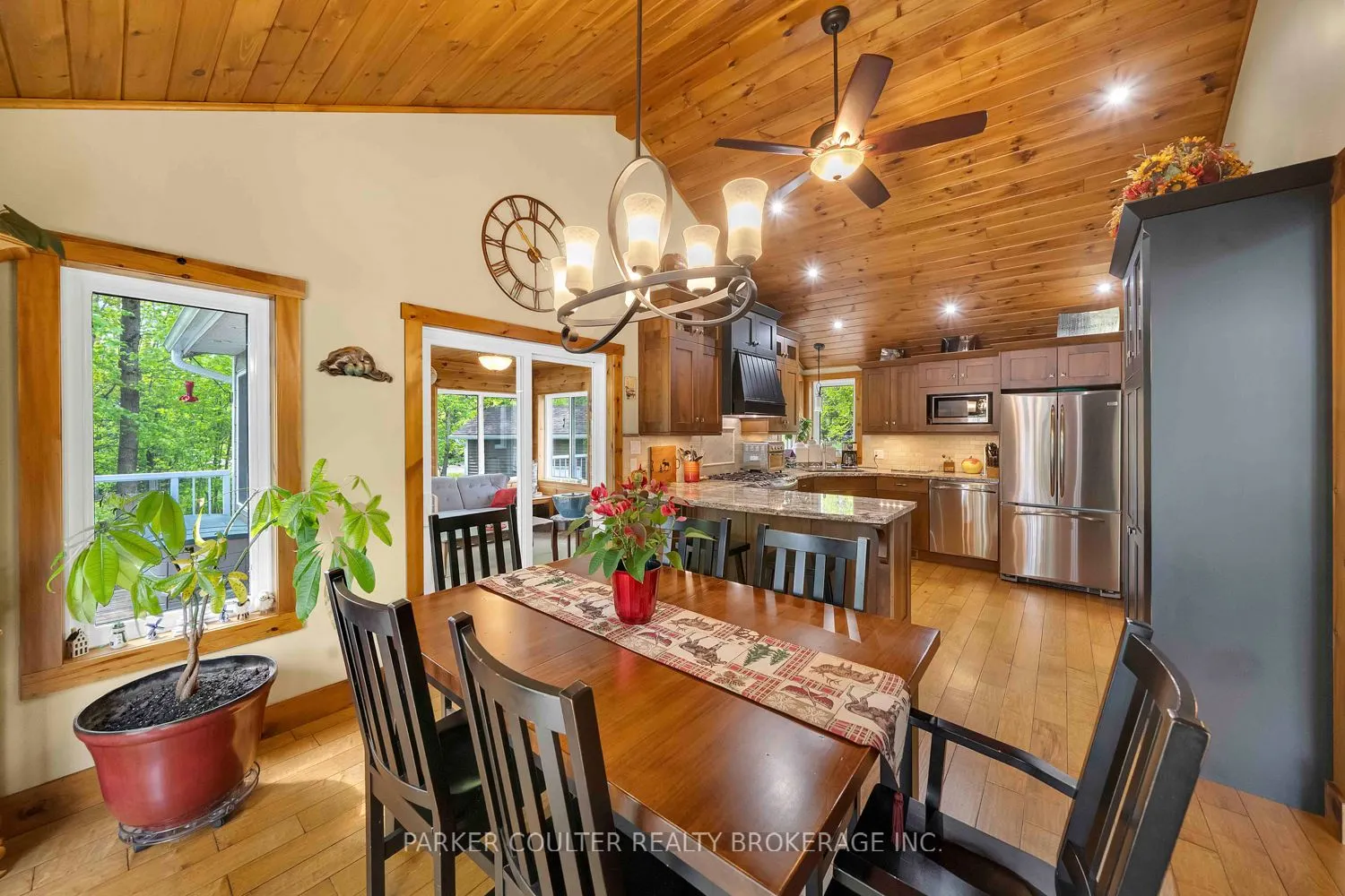 96 Sunnyshores Estates Road