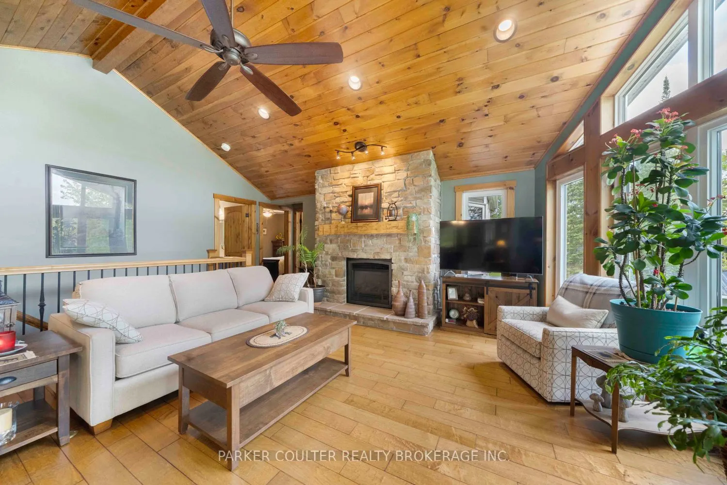 96 Sunnyshores Estates Road