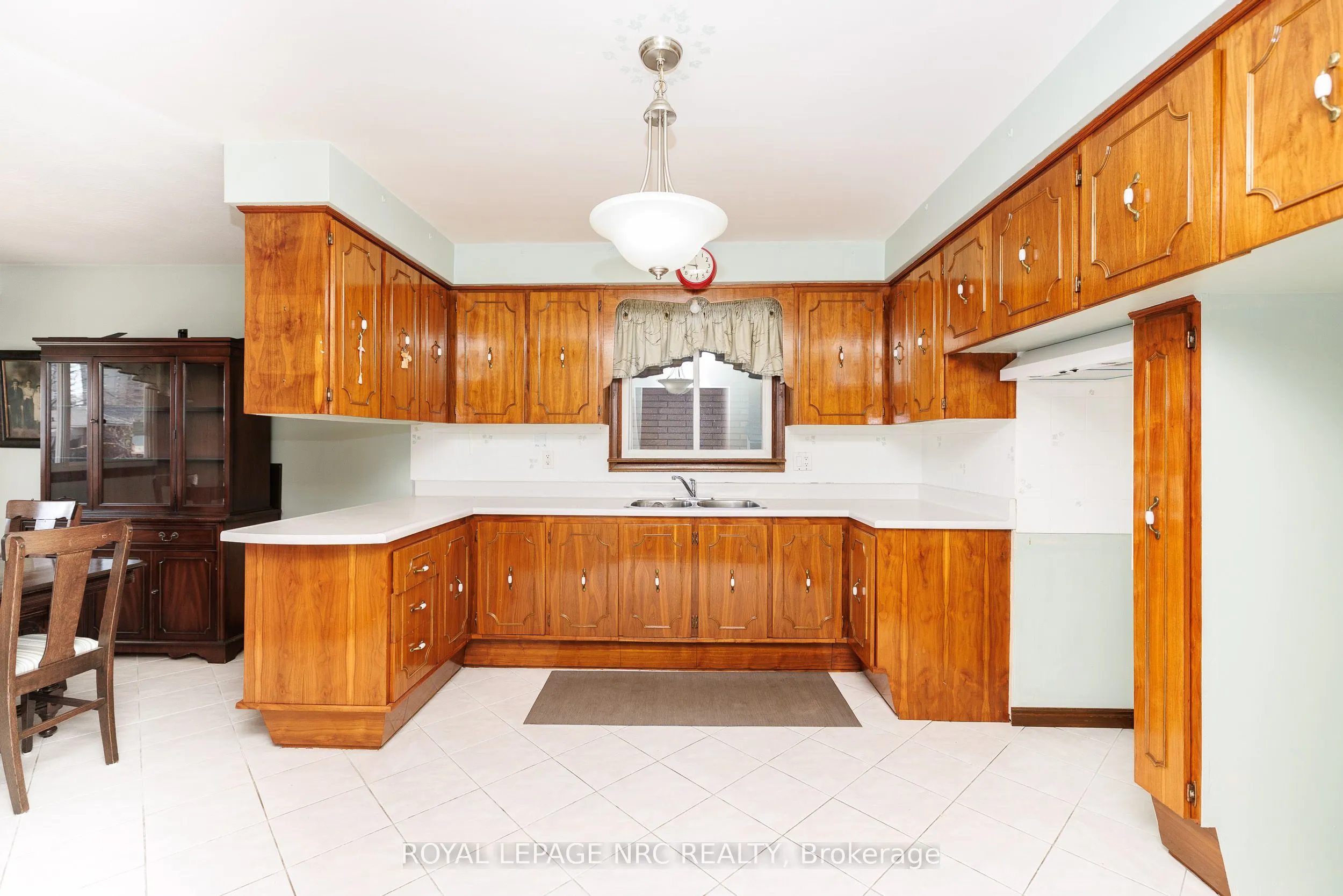 38 Rivercrest Road