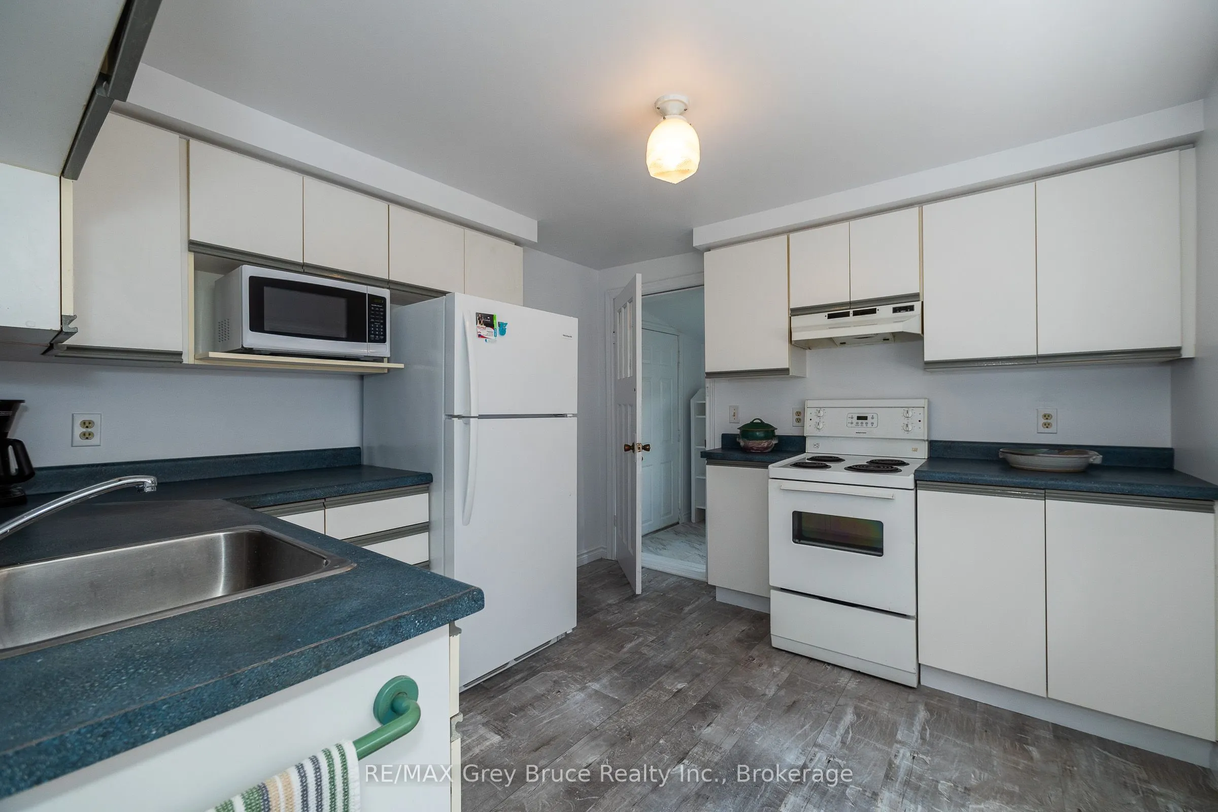 1809 3rd Avenue W
